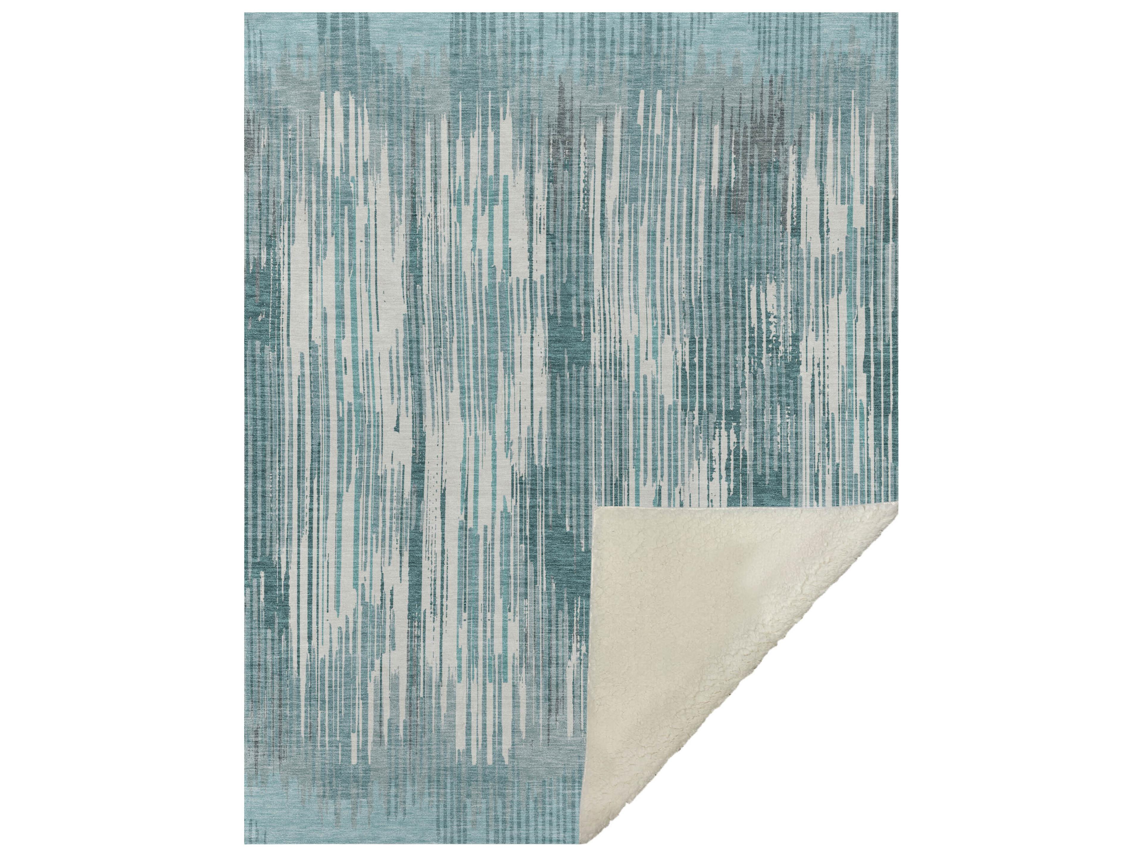 Dalyn Sherpa Teal Polyester Throw