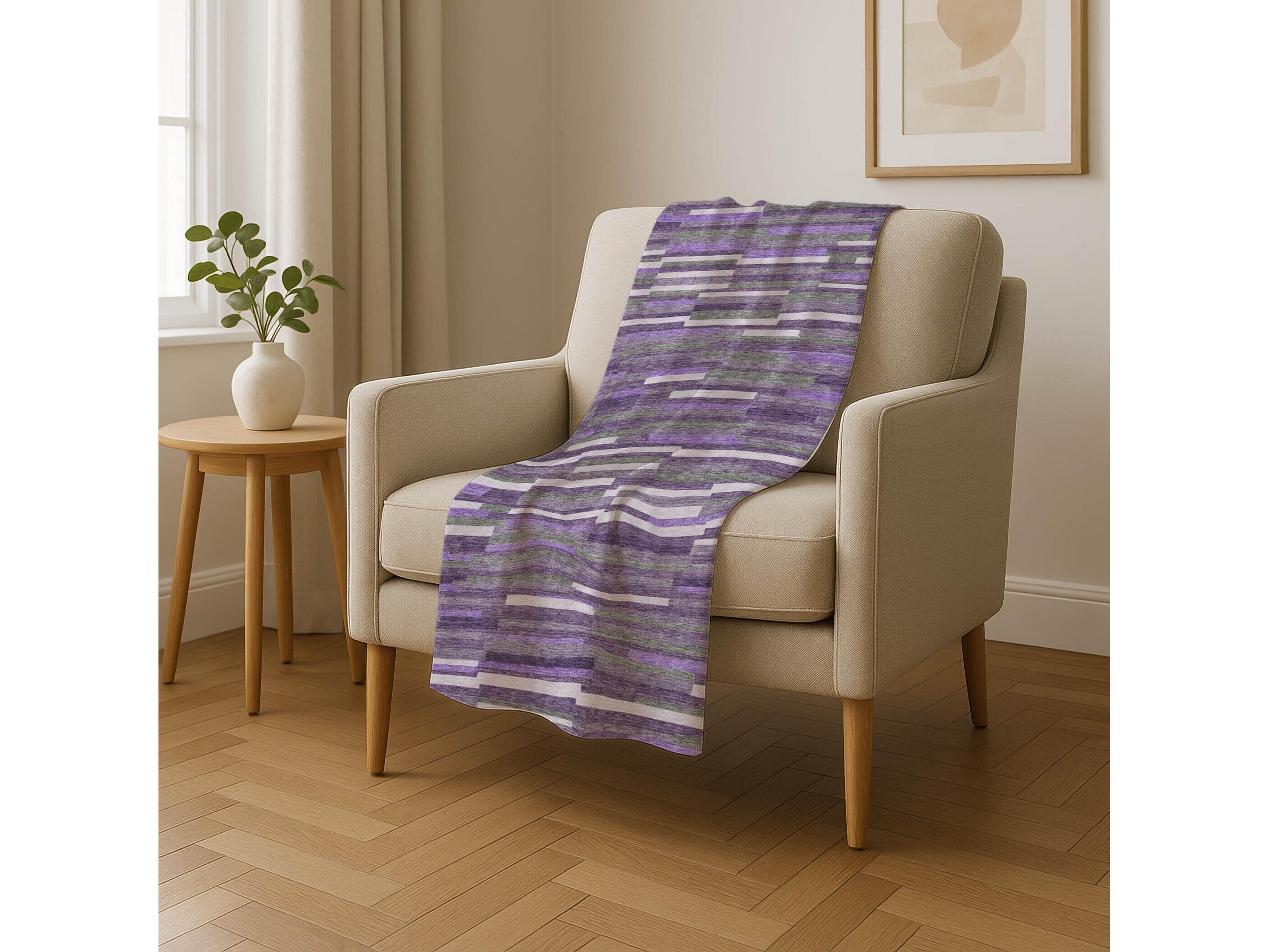 Dalyn Sherpa Purple Polyester Throw