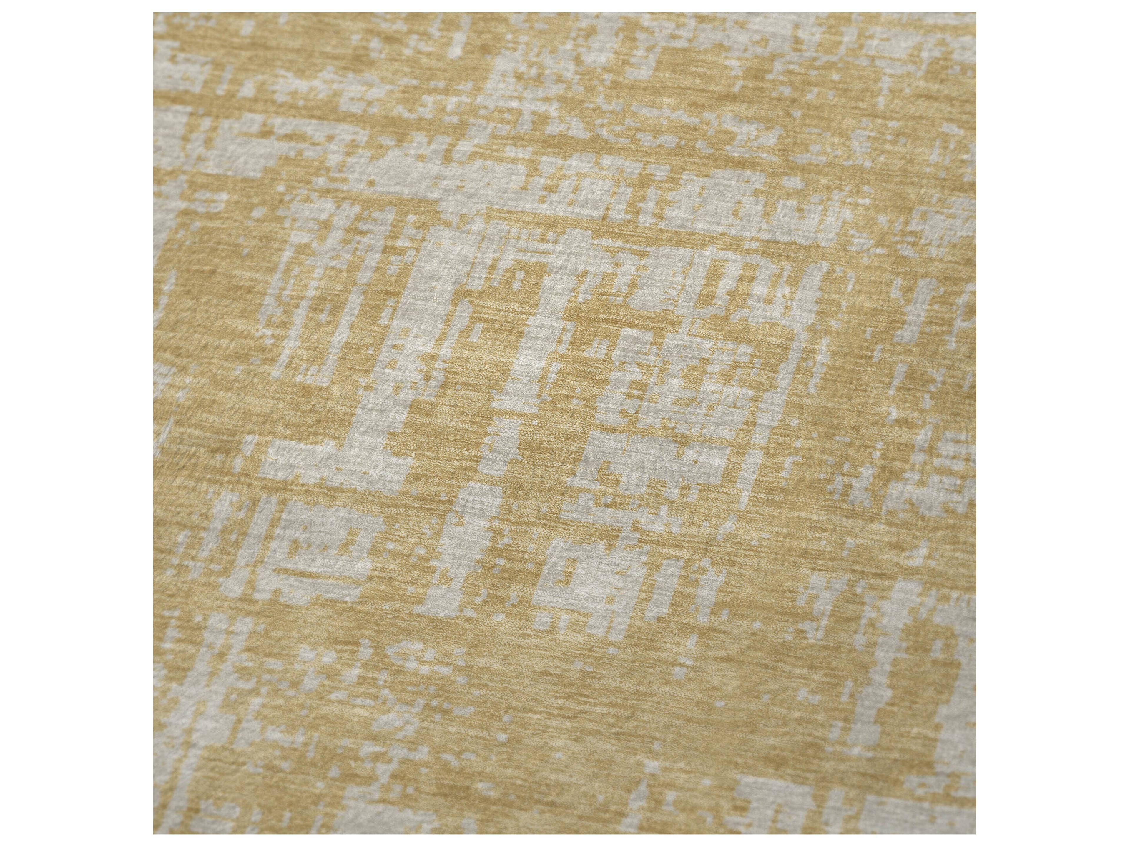 Dalyn Sherpa Gold Polyester Throw