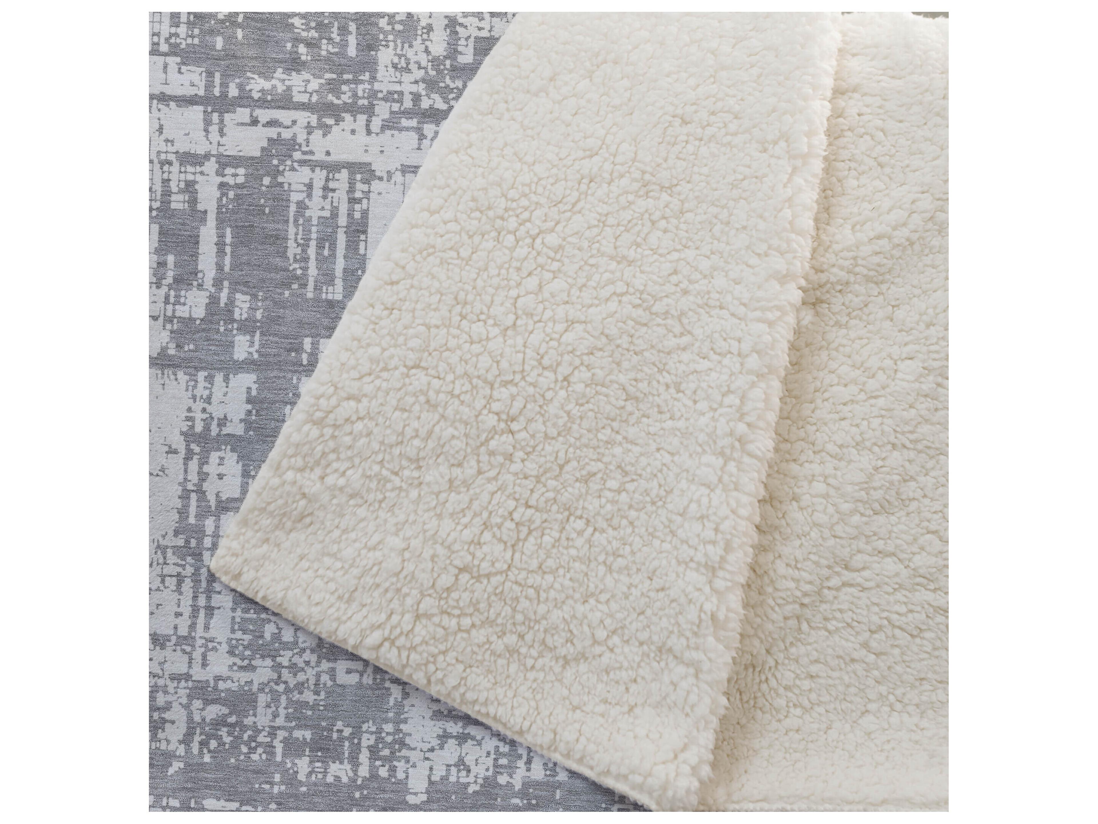 Dalyn Sherpa Gray Polyester Throw