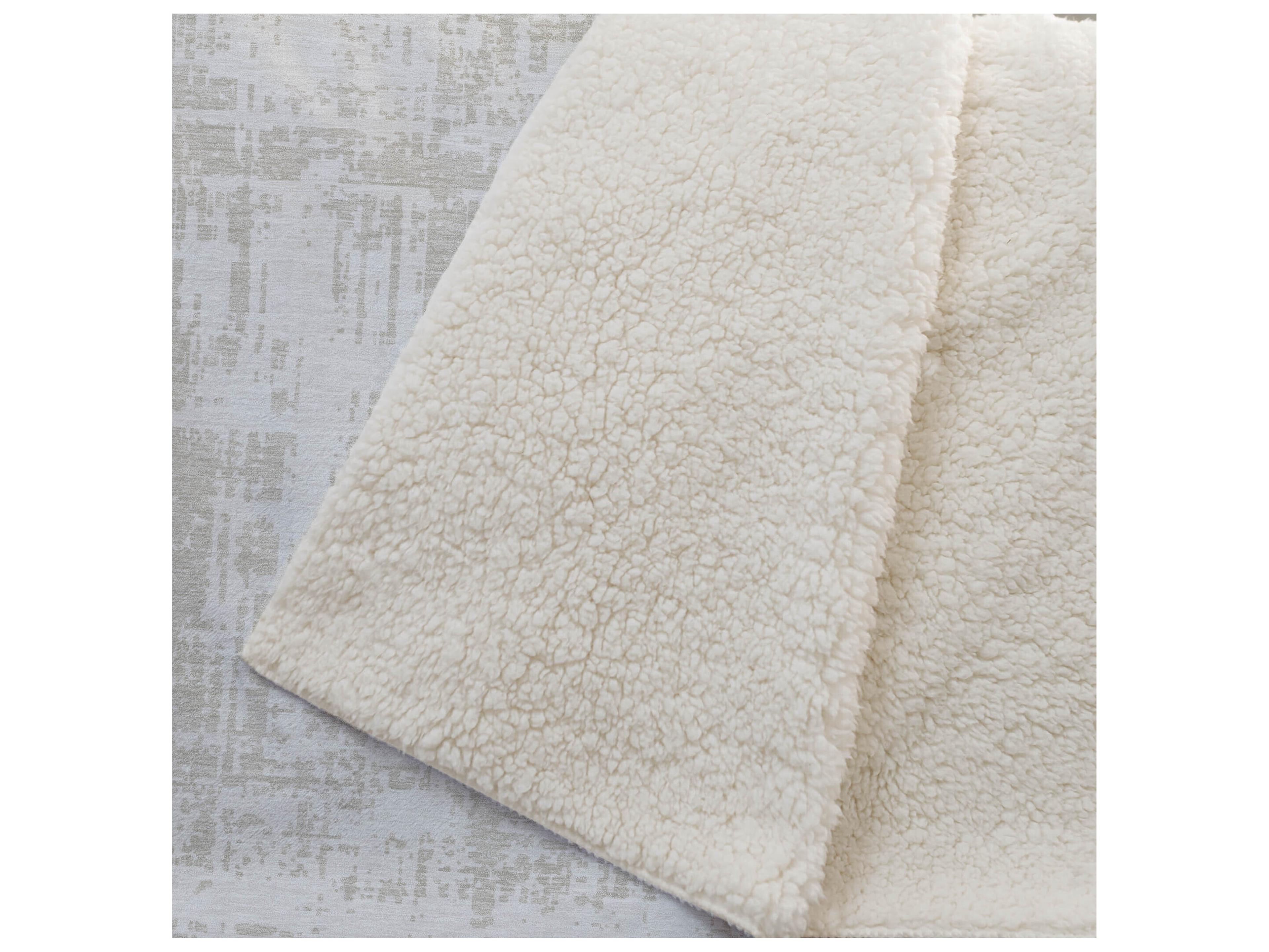Dalyn Sherpa Ivory Polyester Throw