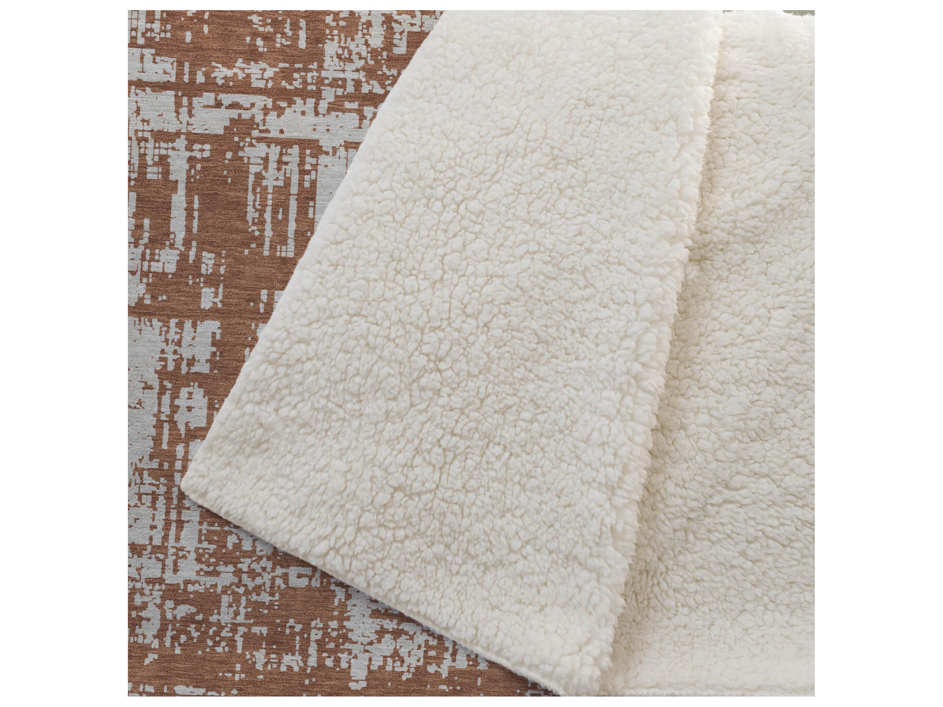 Dalyn Sherpa Orange Polyester Throw