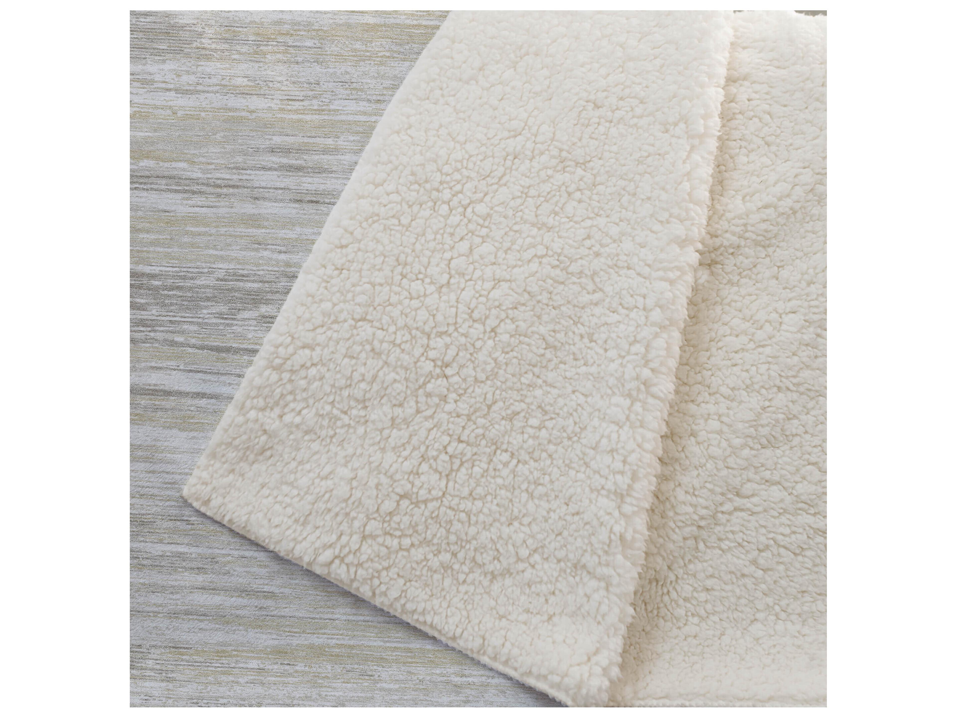 Dalyn Sherpa Brown Polyester Throw