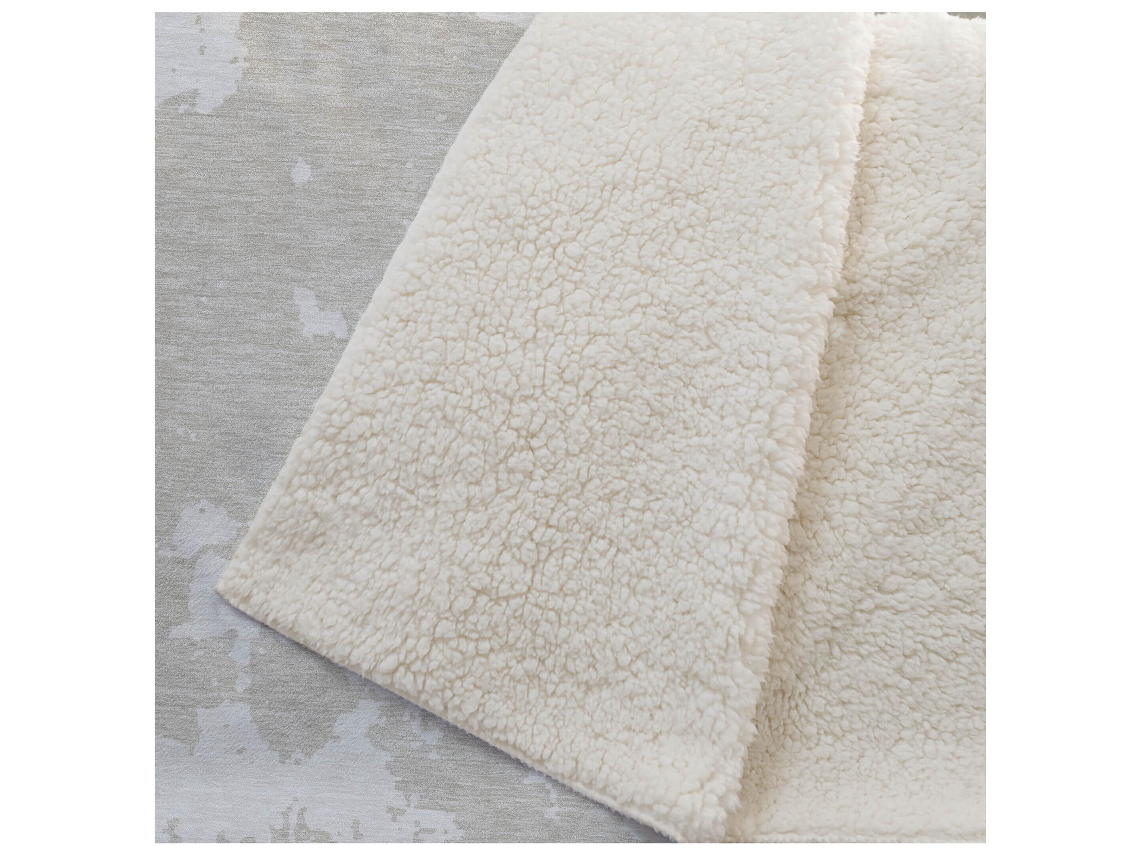 Dalyn Sherpa Brown Polyester Throw