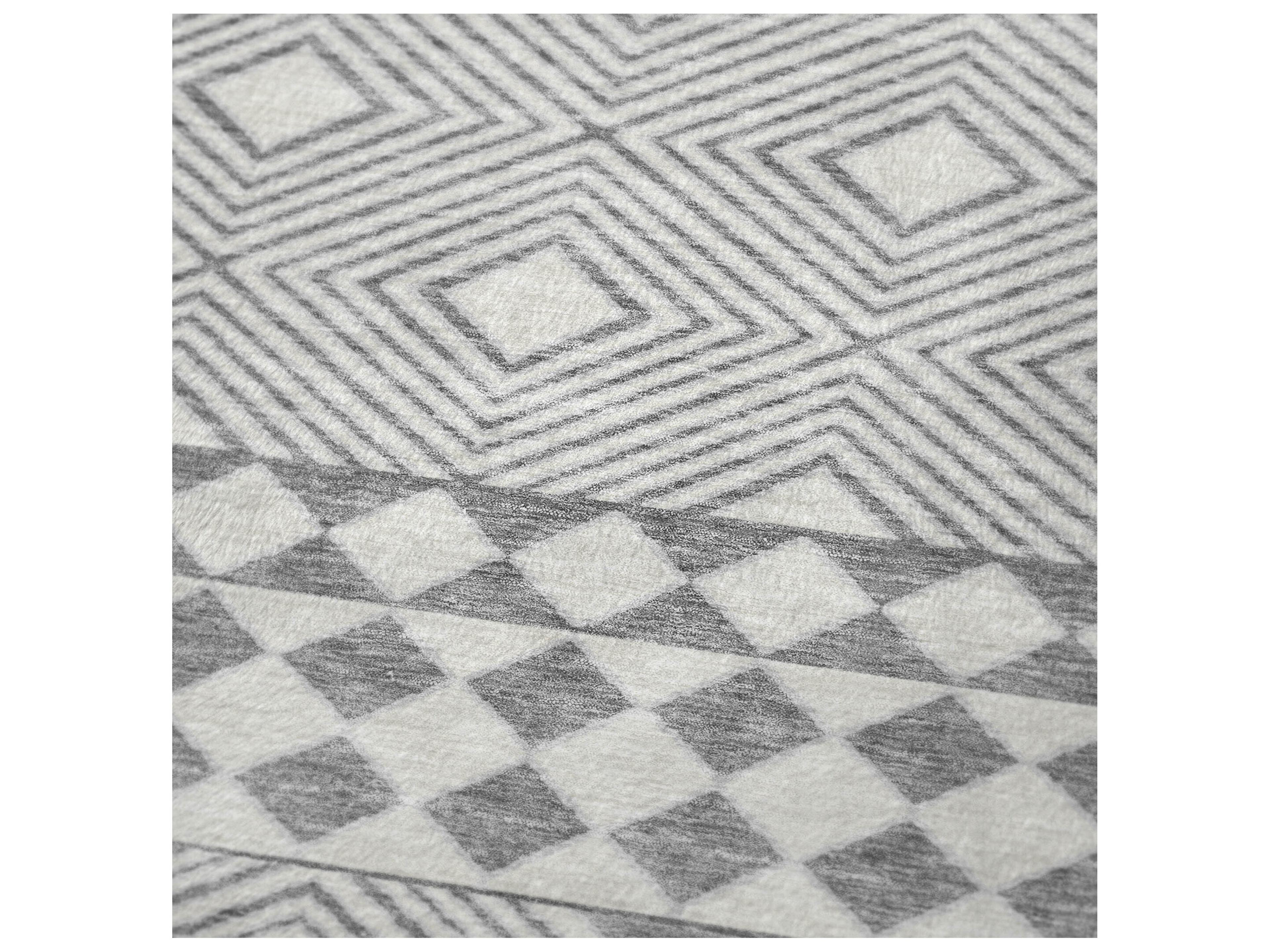 Dalyn Sherpa Gray Polyester Throw