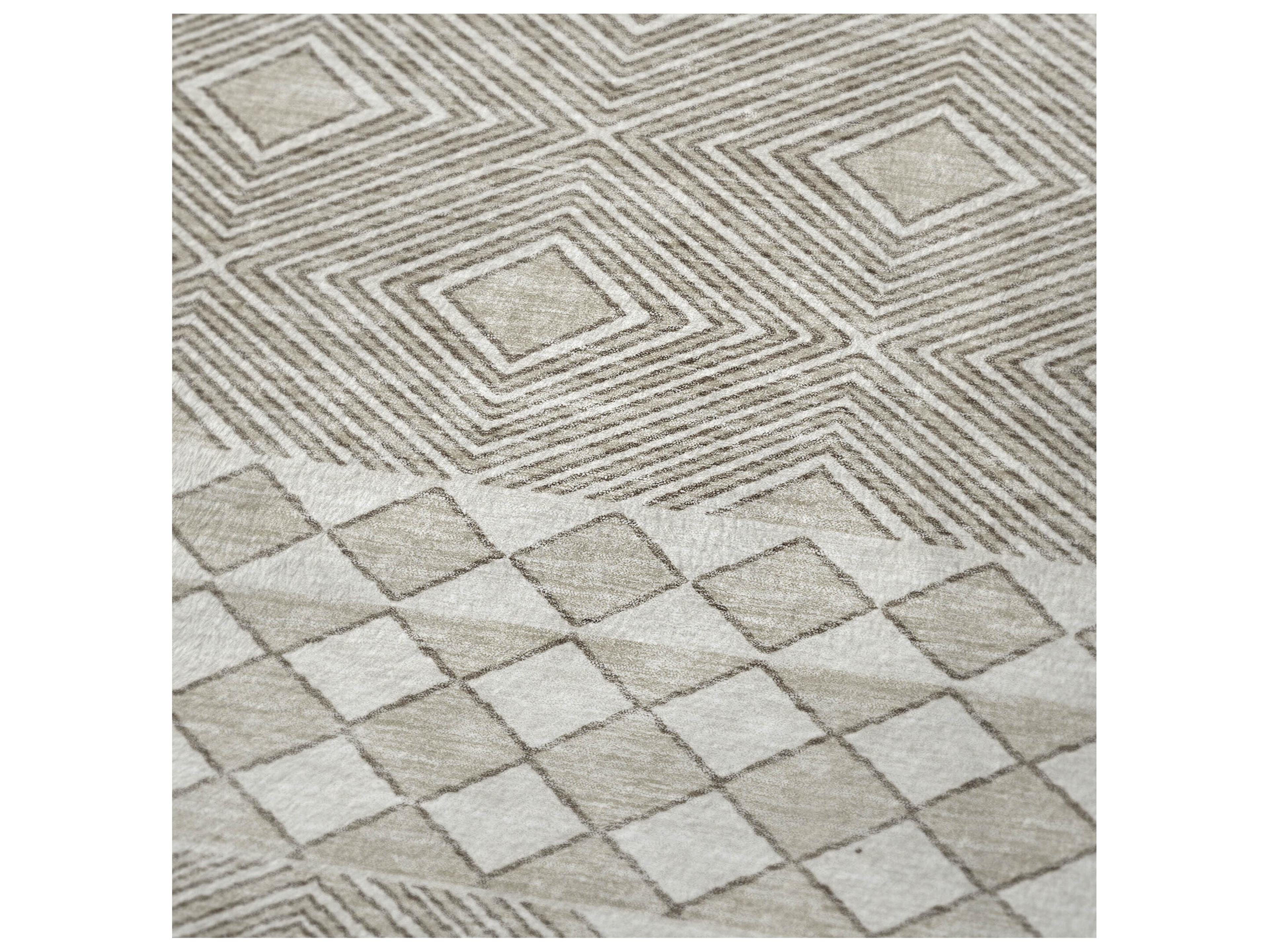 Dalyn Sherpa Brown Polyester Throw