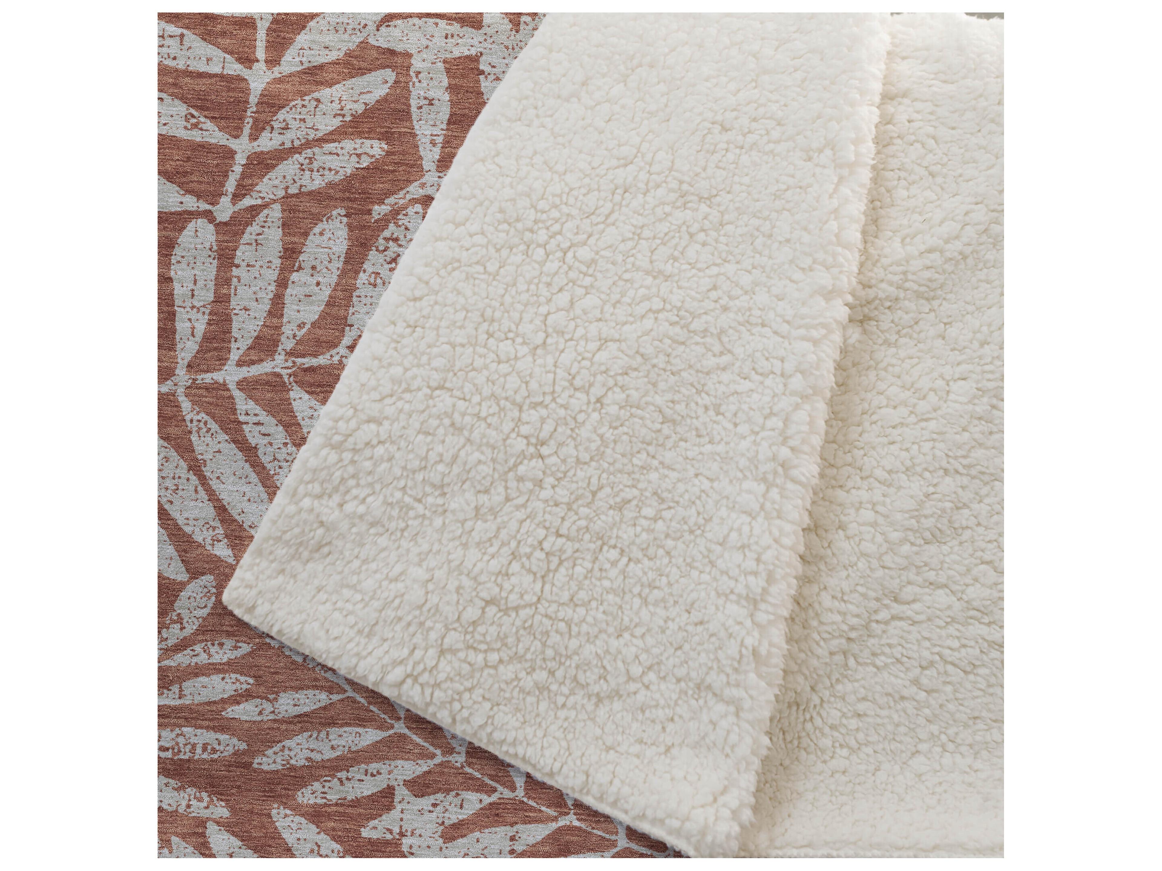 Dalyn Sherpa Orange Polyester Throw