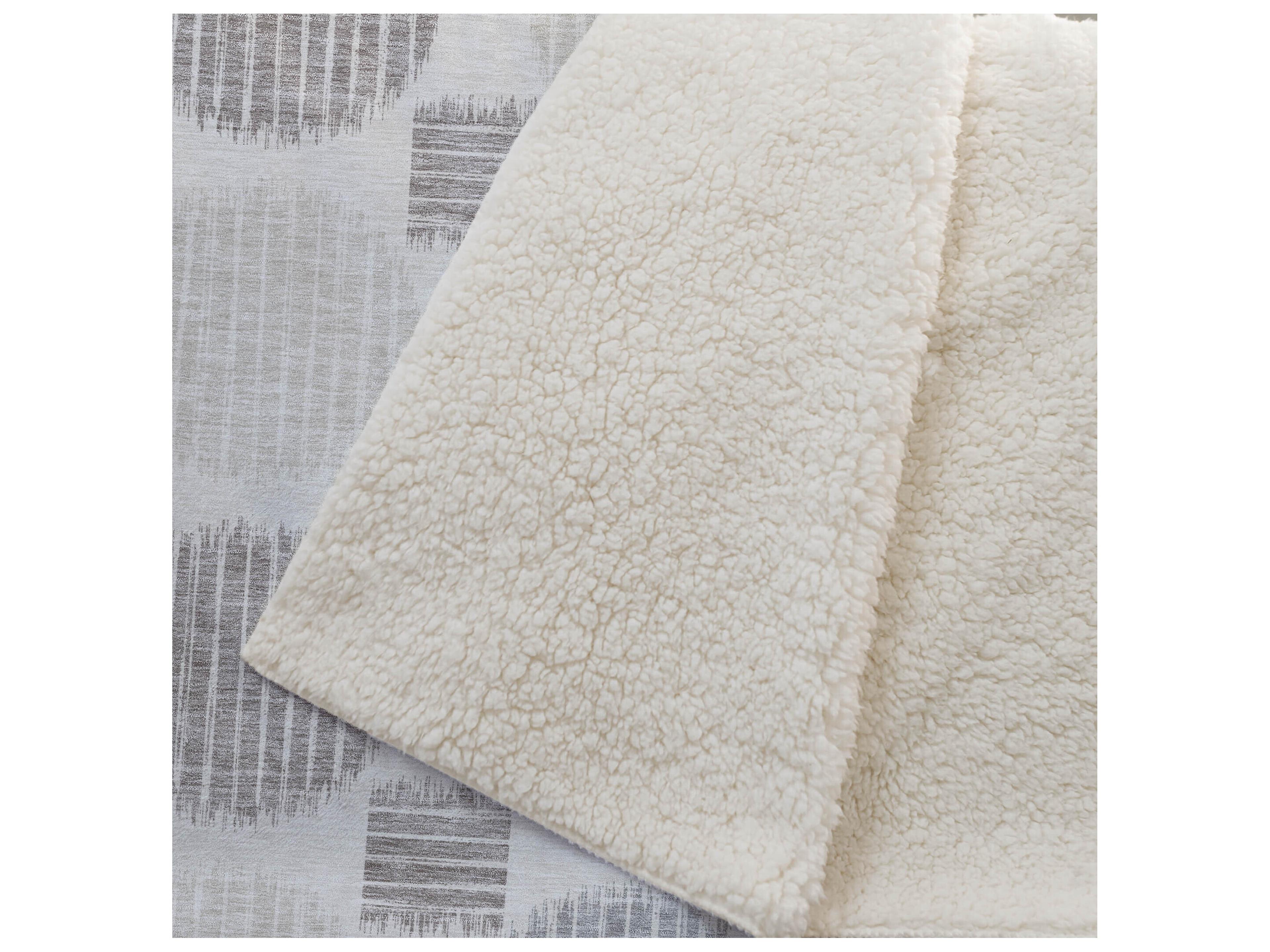 Dalyn Sherpa Ivory Polyester Throw