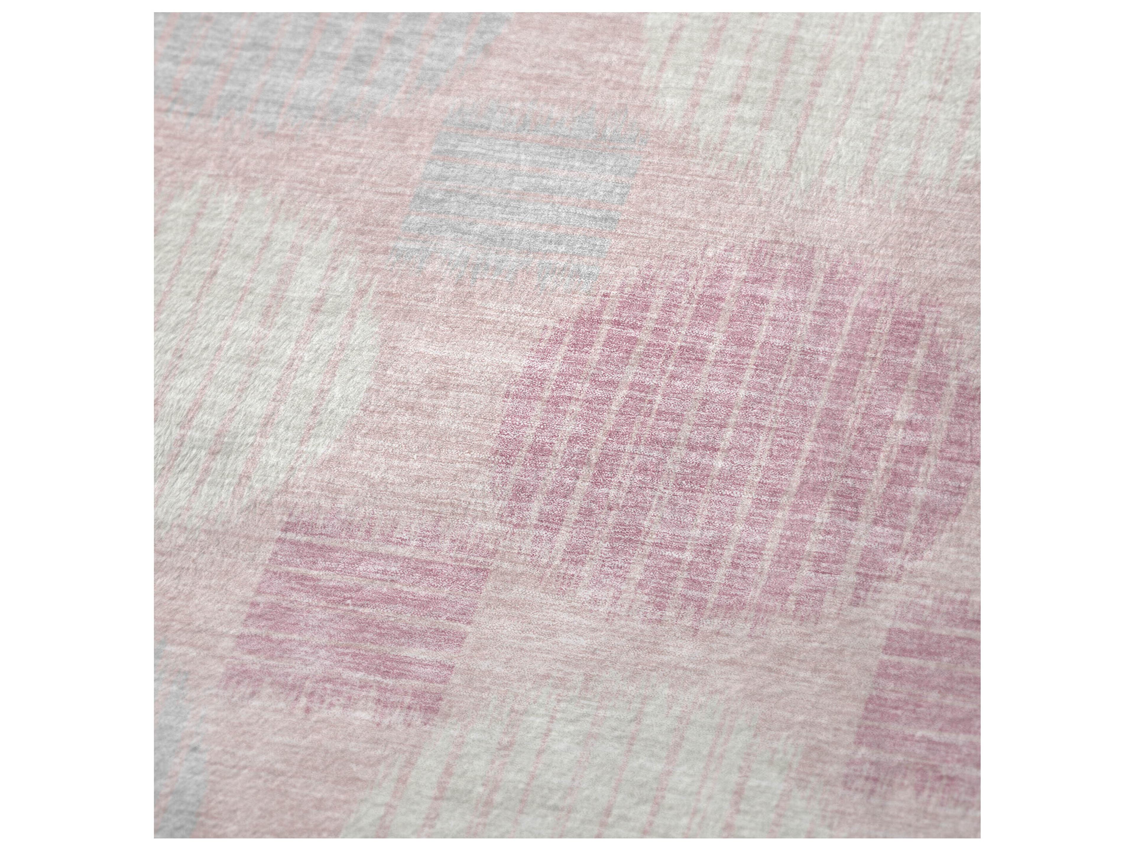 Dalyn Sherpa Pink Polyester Throw