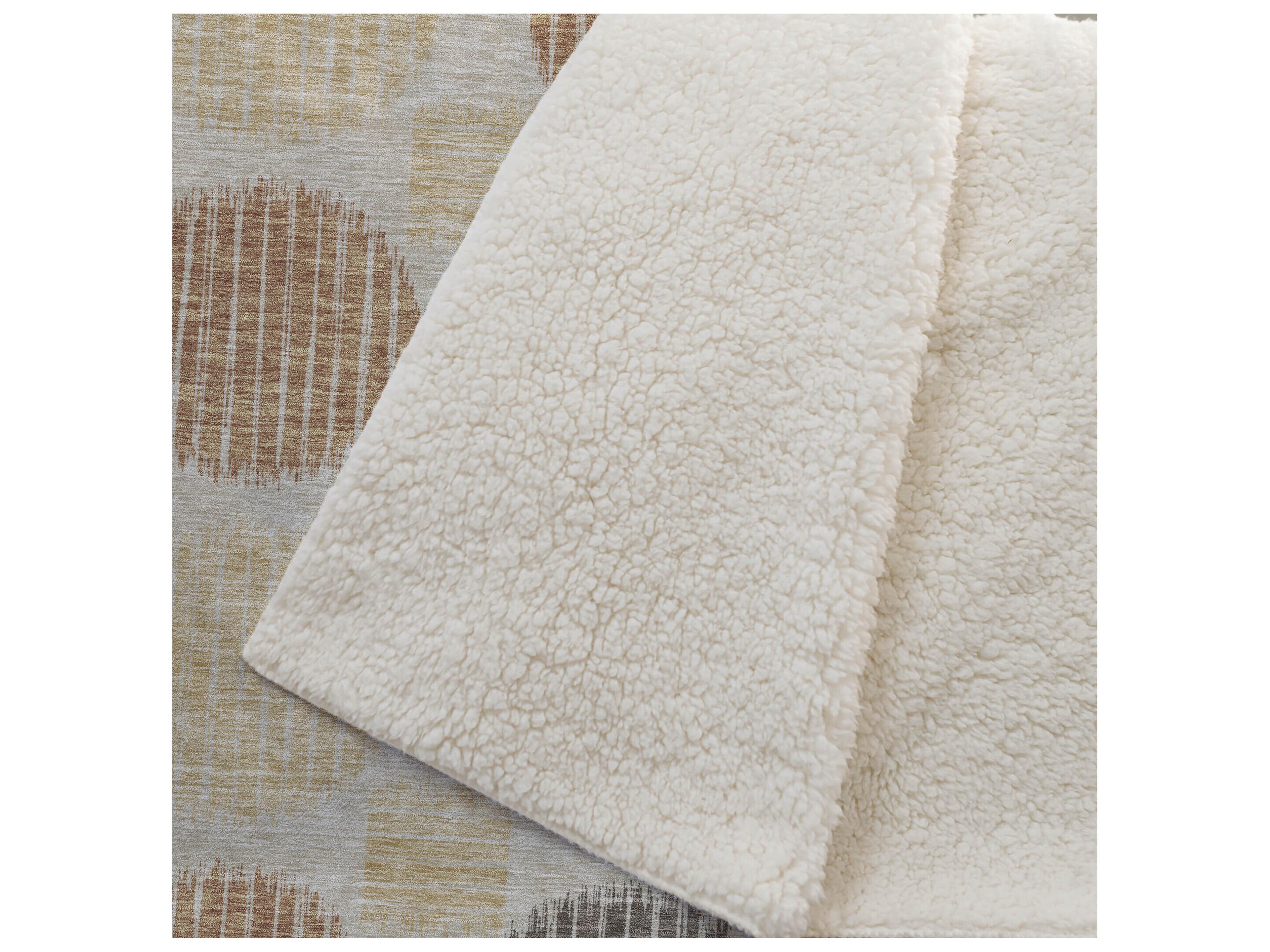 Dalyn Sherpa Brown Polyester Throw