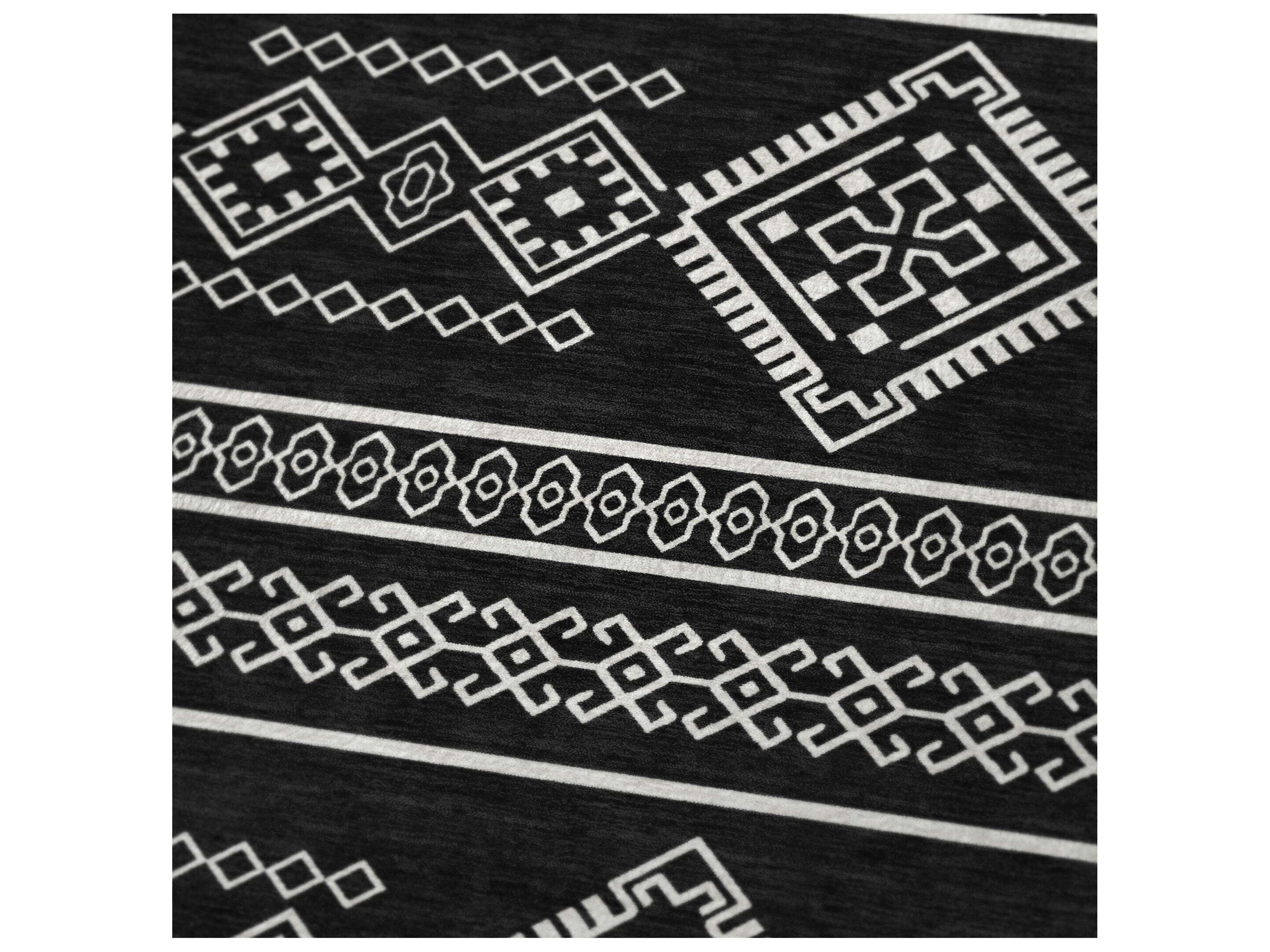 Dalyn Sherpa Black Polyester Throw