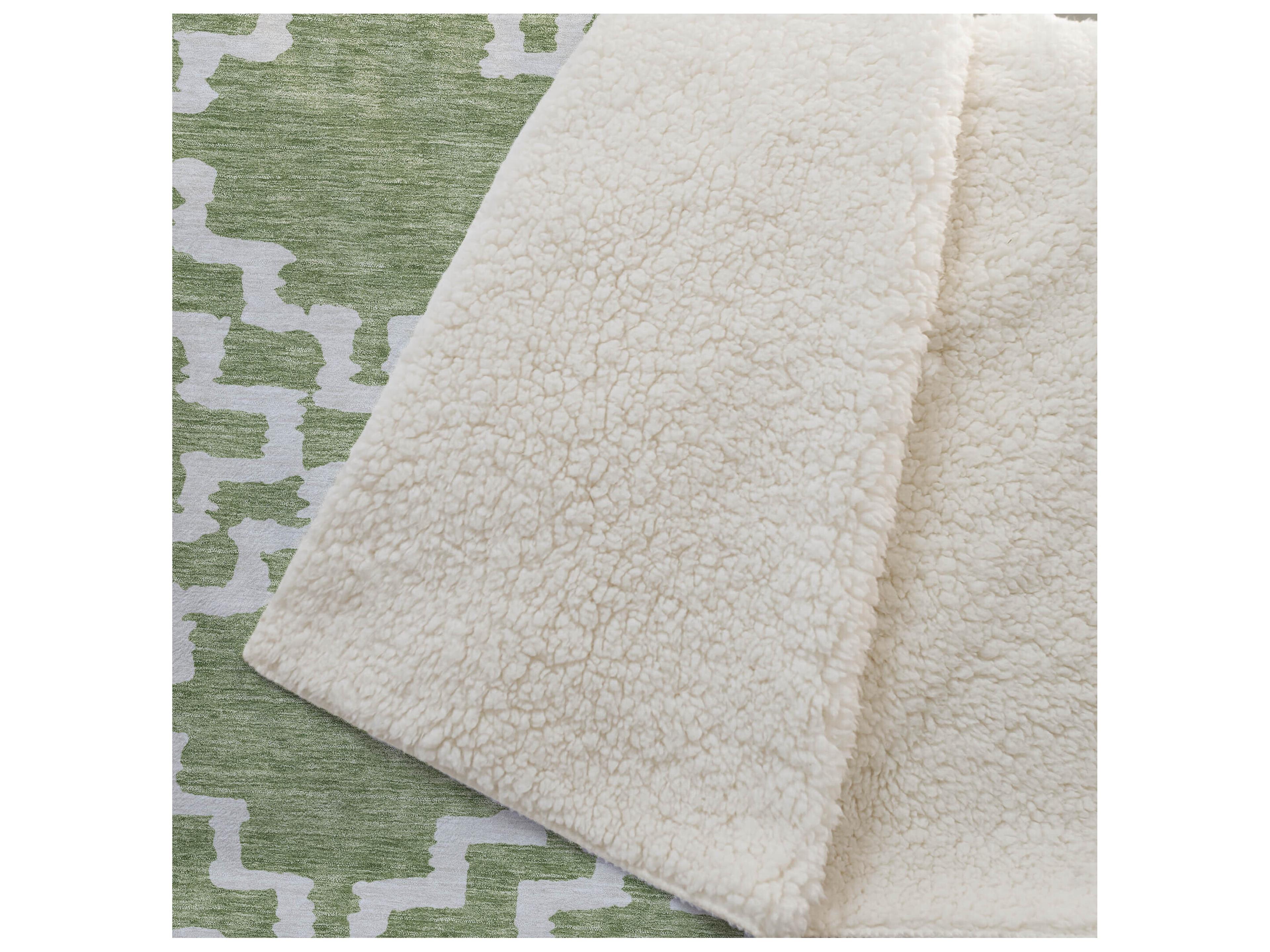 Dalyn Sherpa Green Polyester Throw