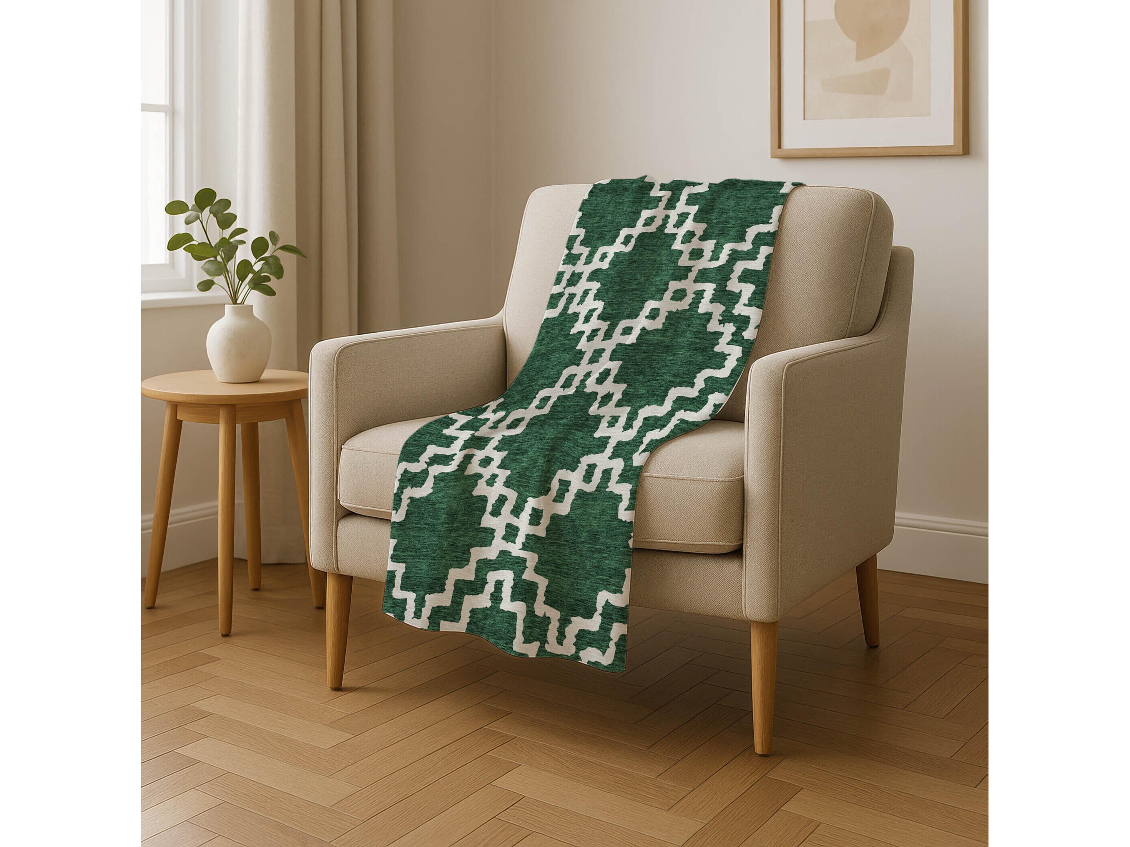 Dalyn Sherpa Green Polyester Throw