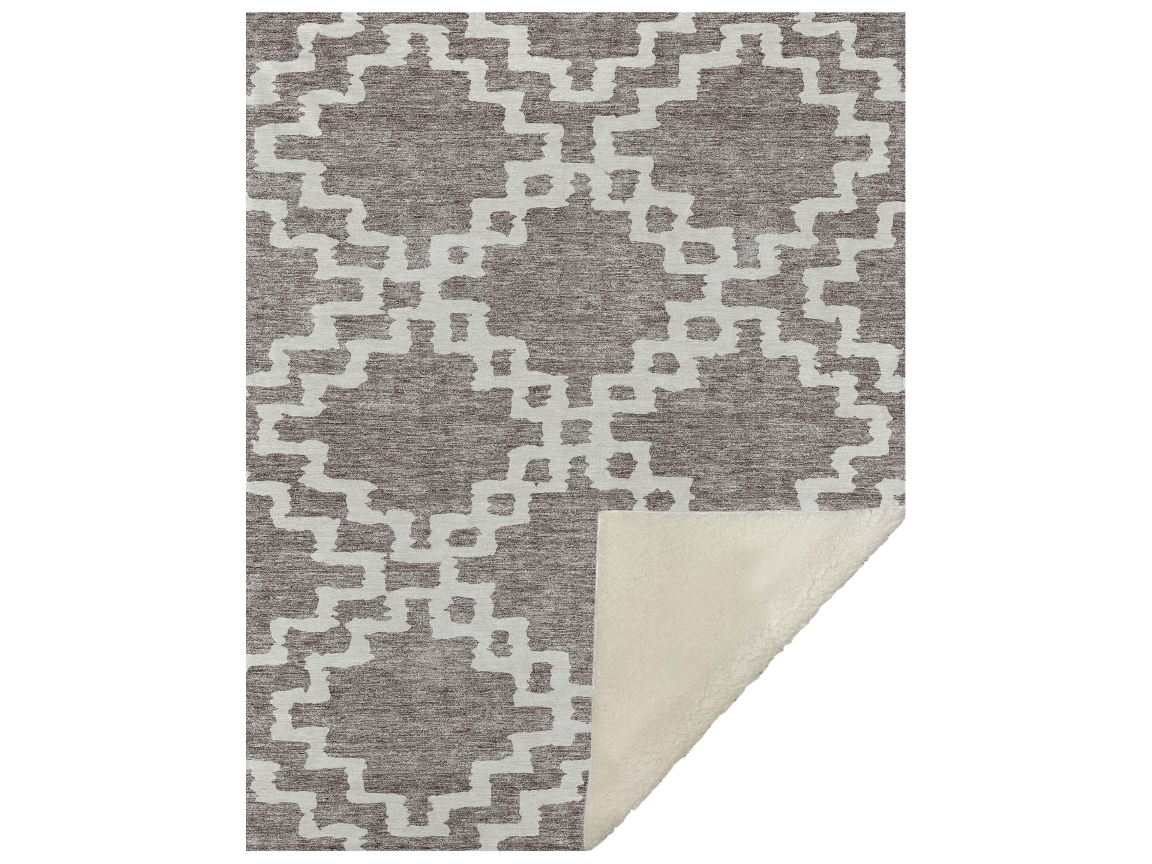 Dalyn Sherpa Brown Polyester Throw