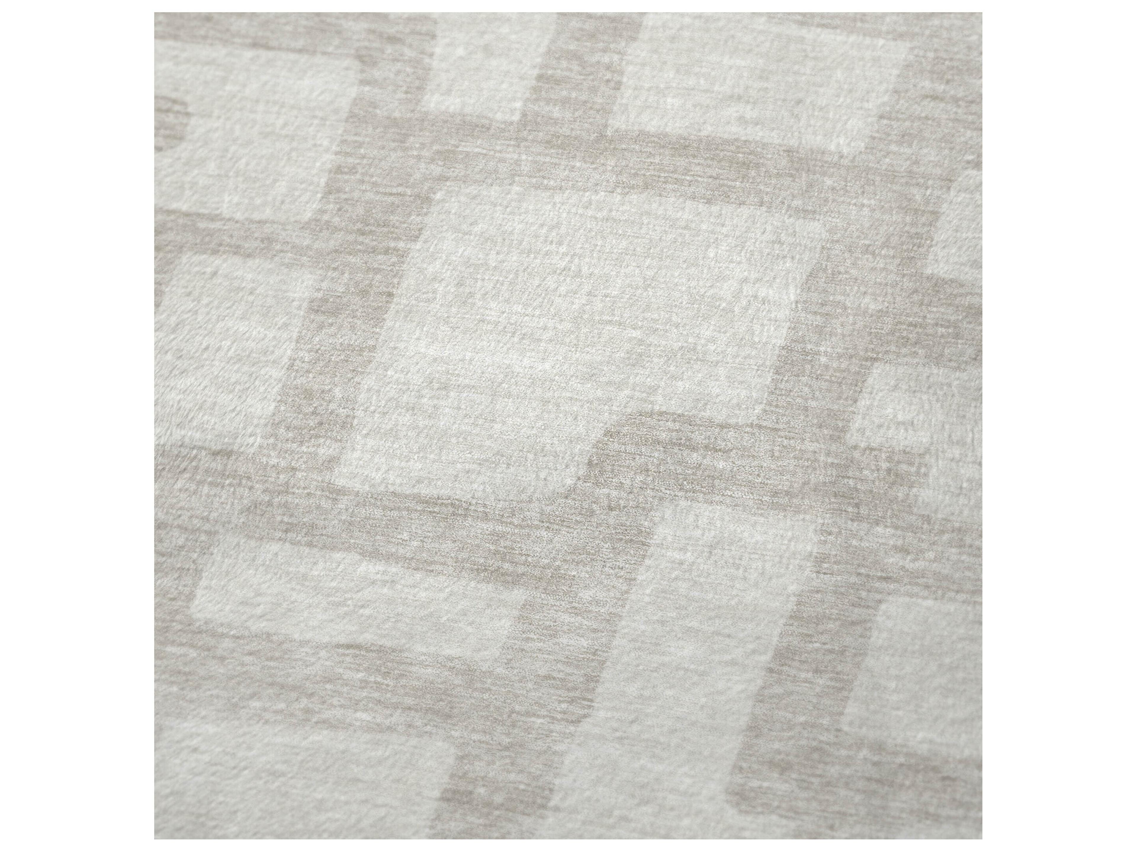 Dalyn Sherpa Ivory Polyester Throw