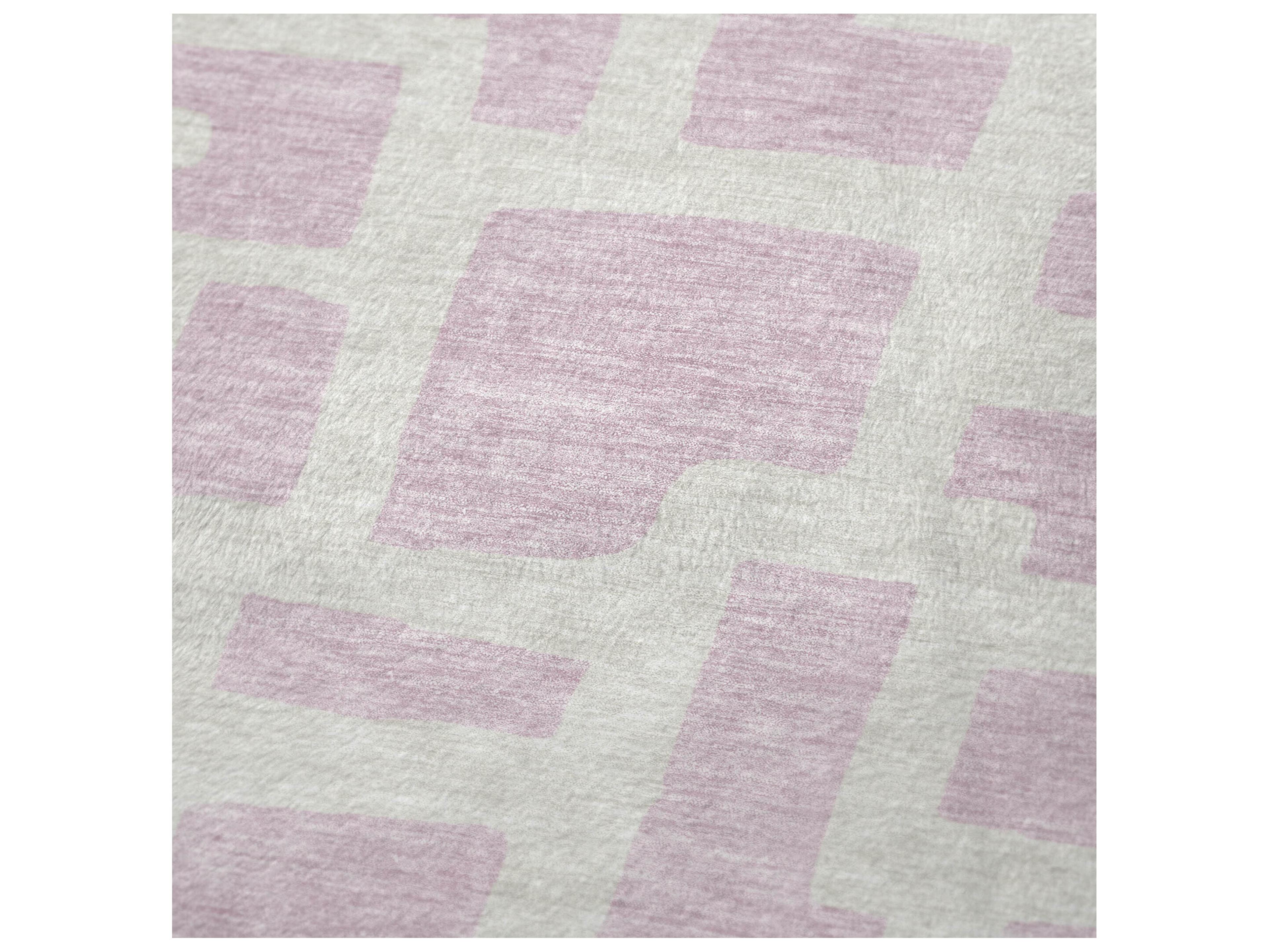 Dalyn Sherpa Pink Polyester Throw
