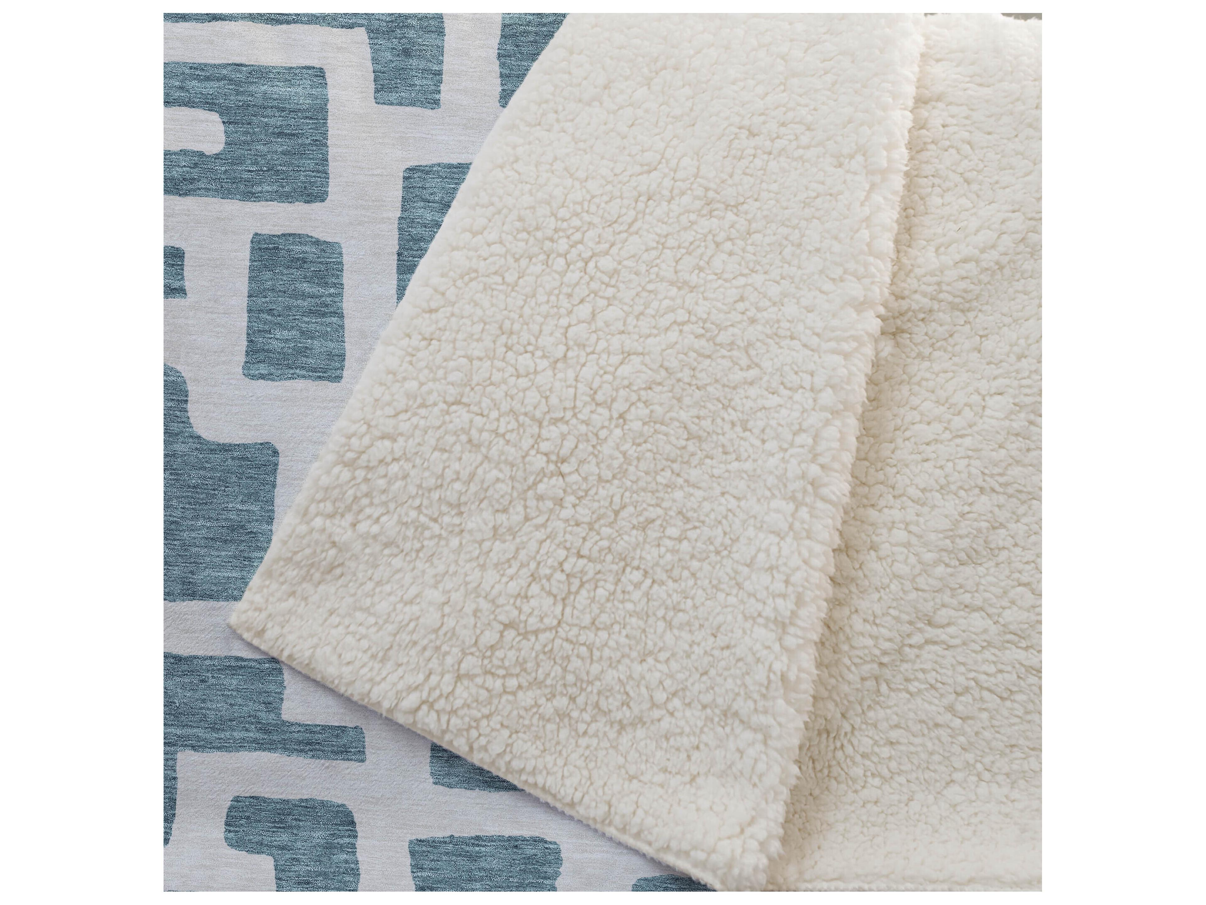 Dalyn Sherpa Teal Polyester Throw