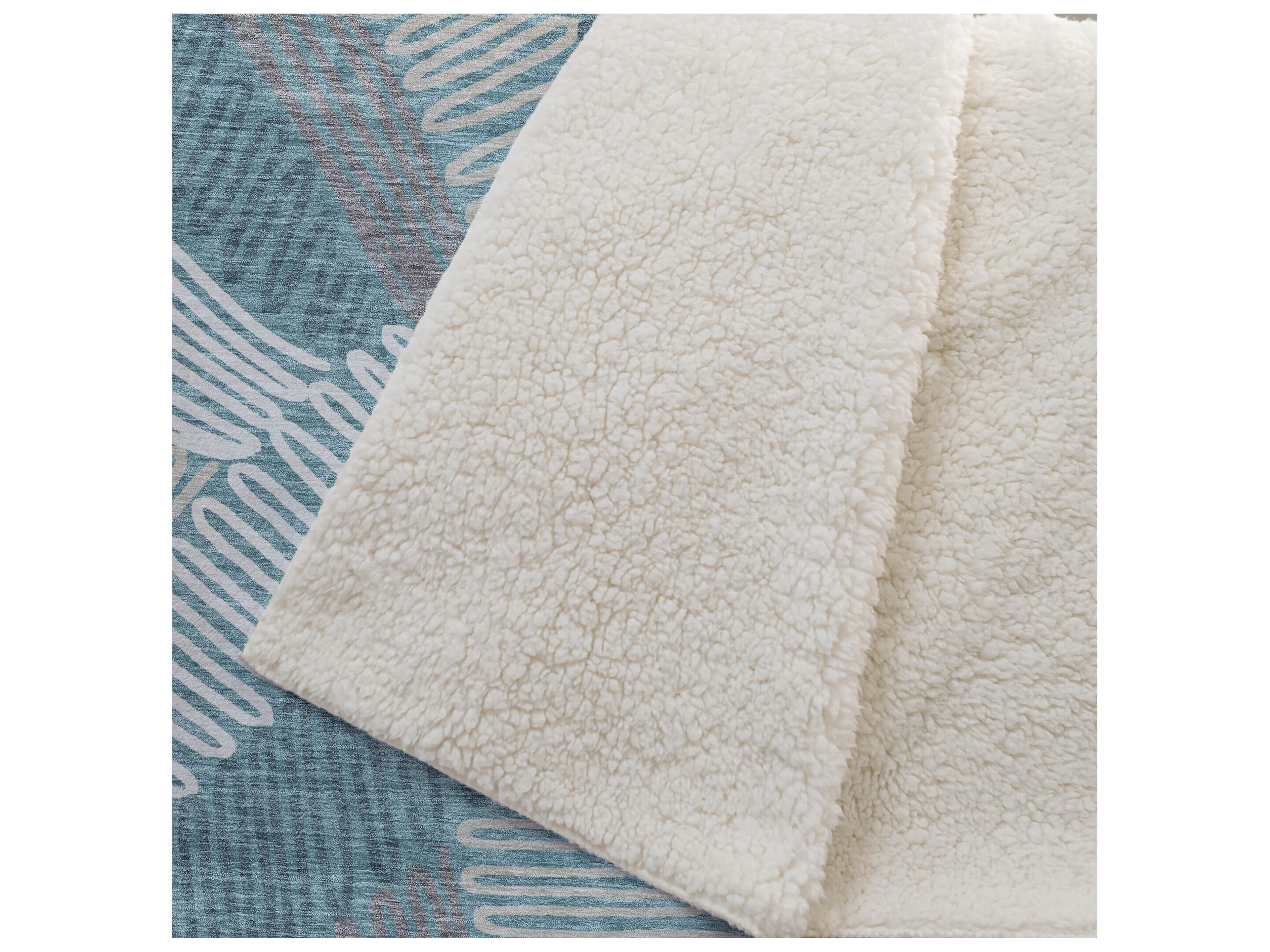 Dalyn Sherpa Teal Polyester Throw