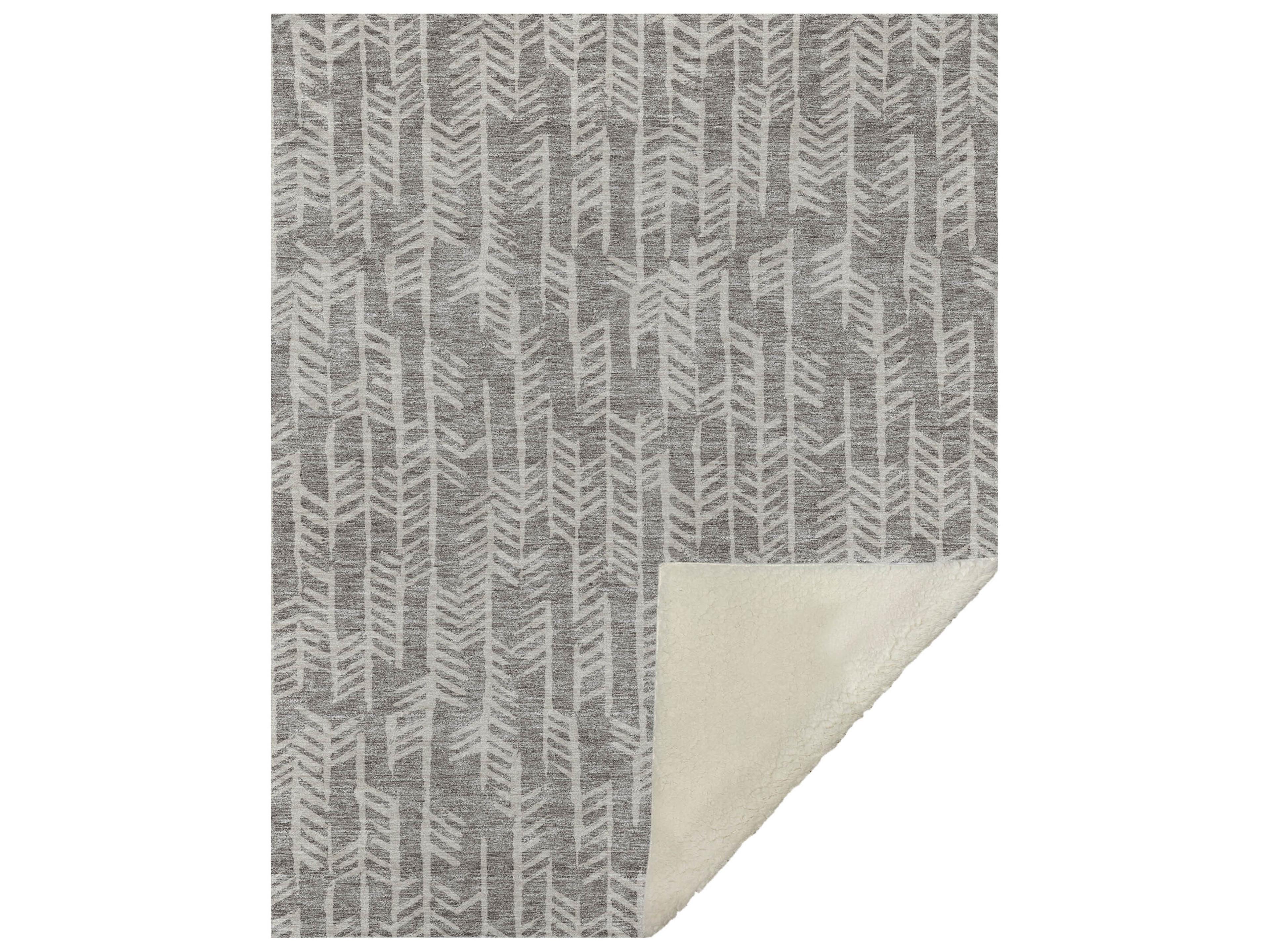 Dalyn Sherpa Brown Polyester Throw