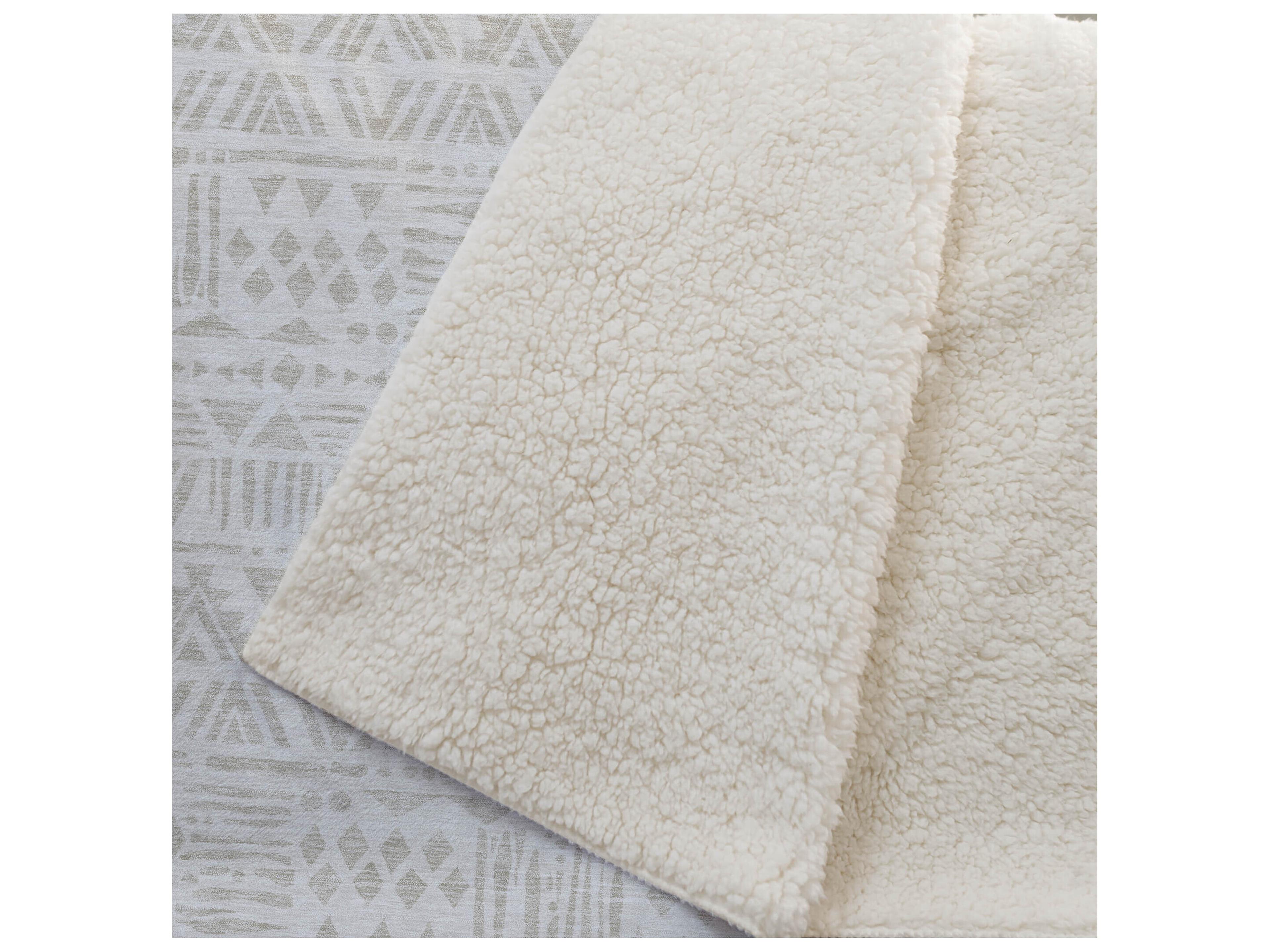 Dalyn Sherpa Ivory Polyester Throw