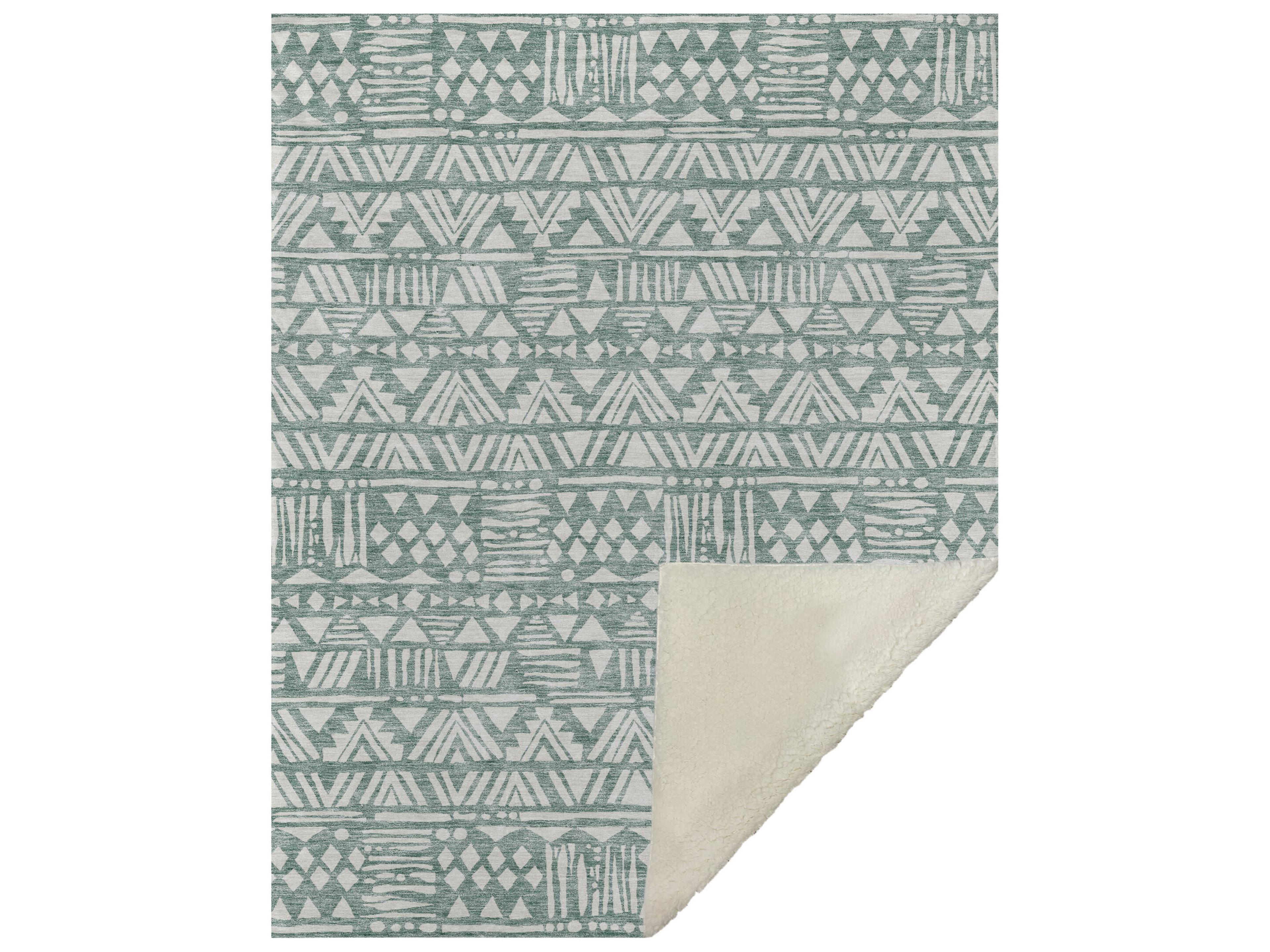 Dalyn Sherpa Green Polyester Throw