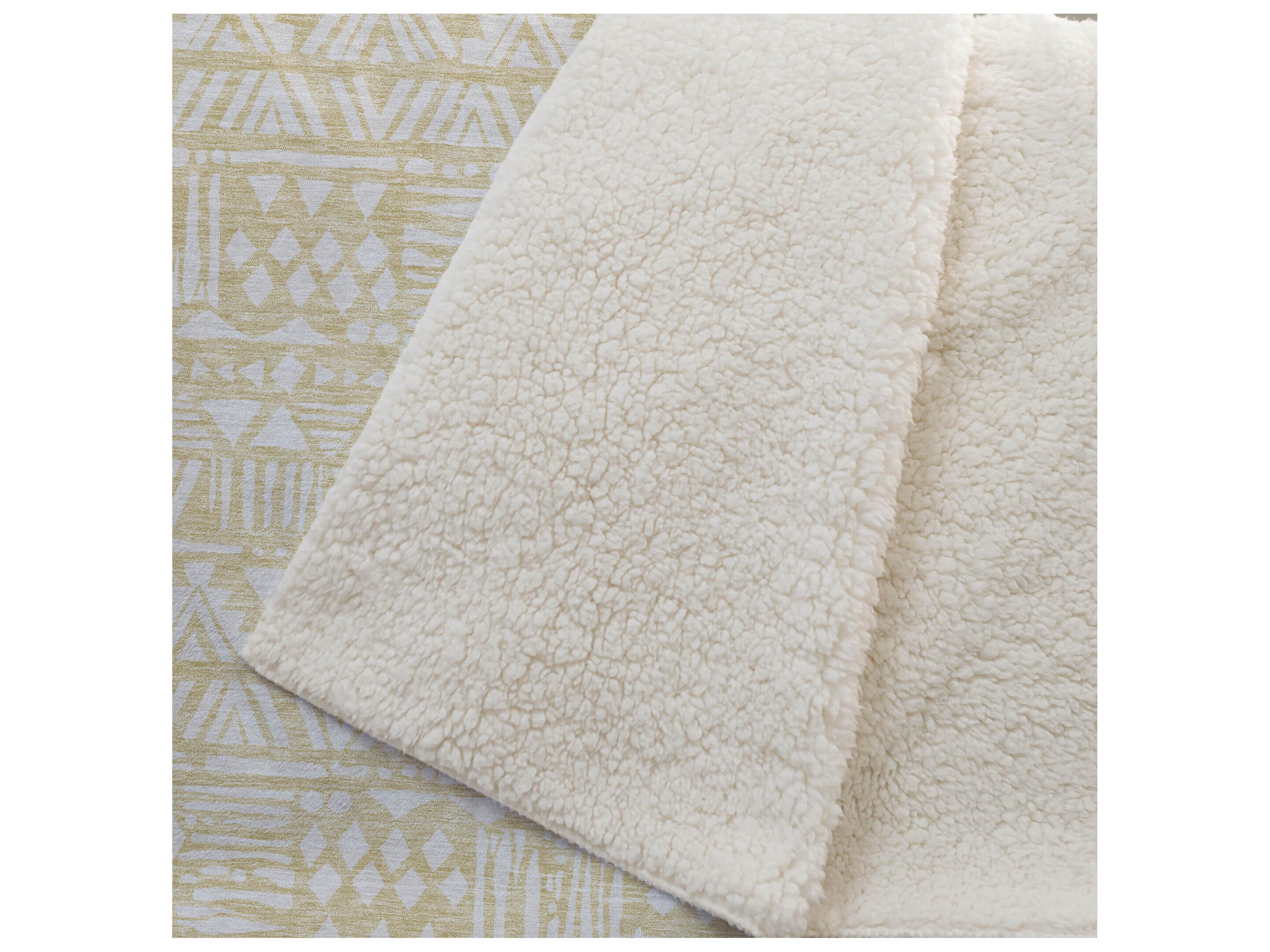 Dalyn Sherpa Gold Polyester Throw