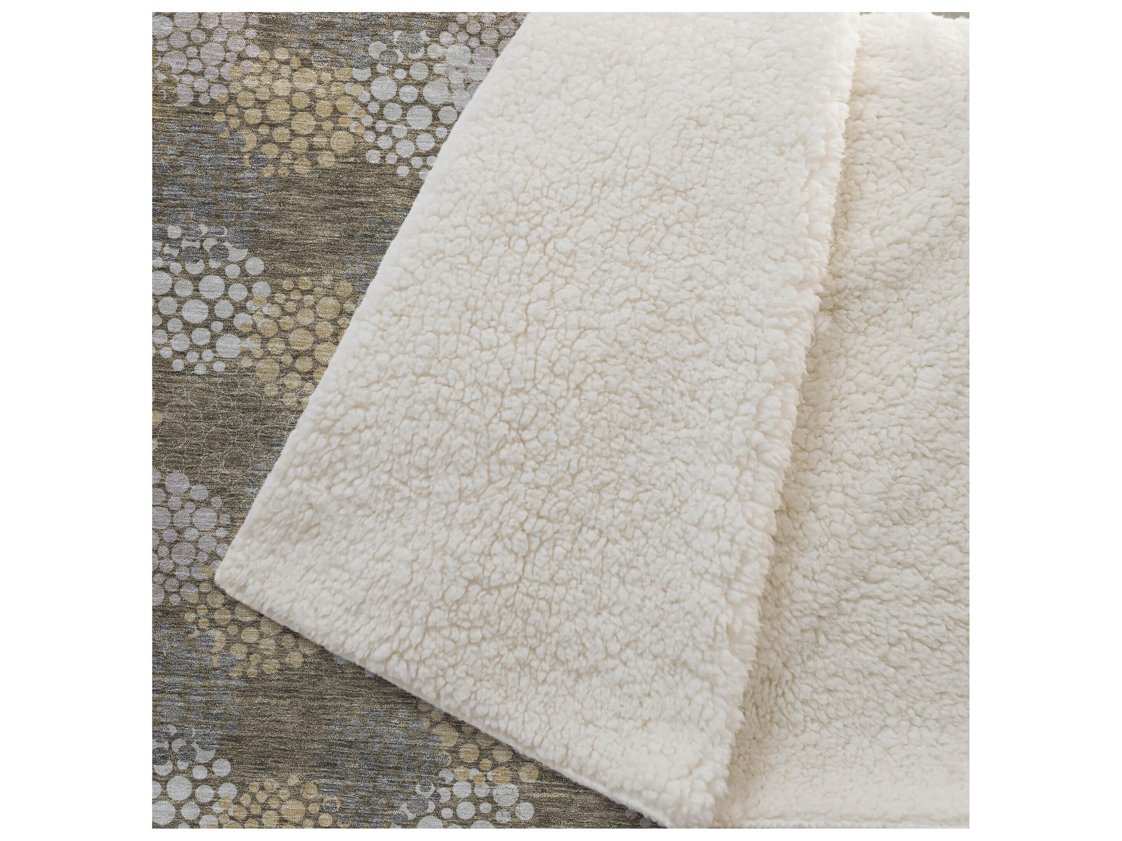 Dalyn Sherpa Brown Polyester Throw