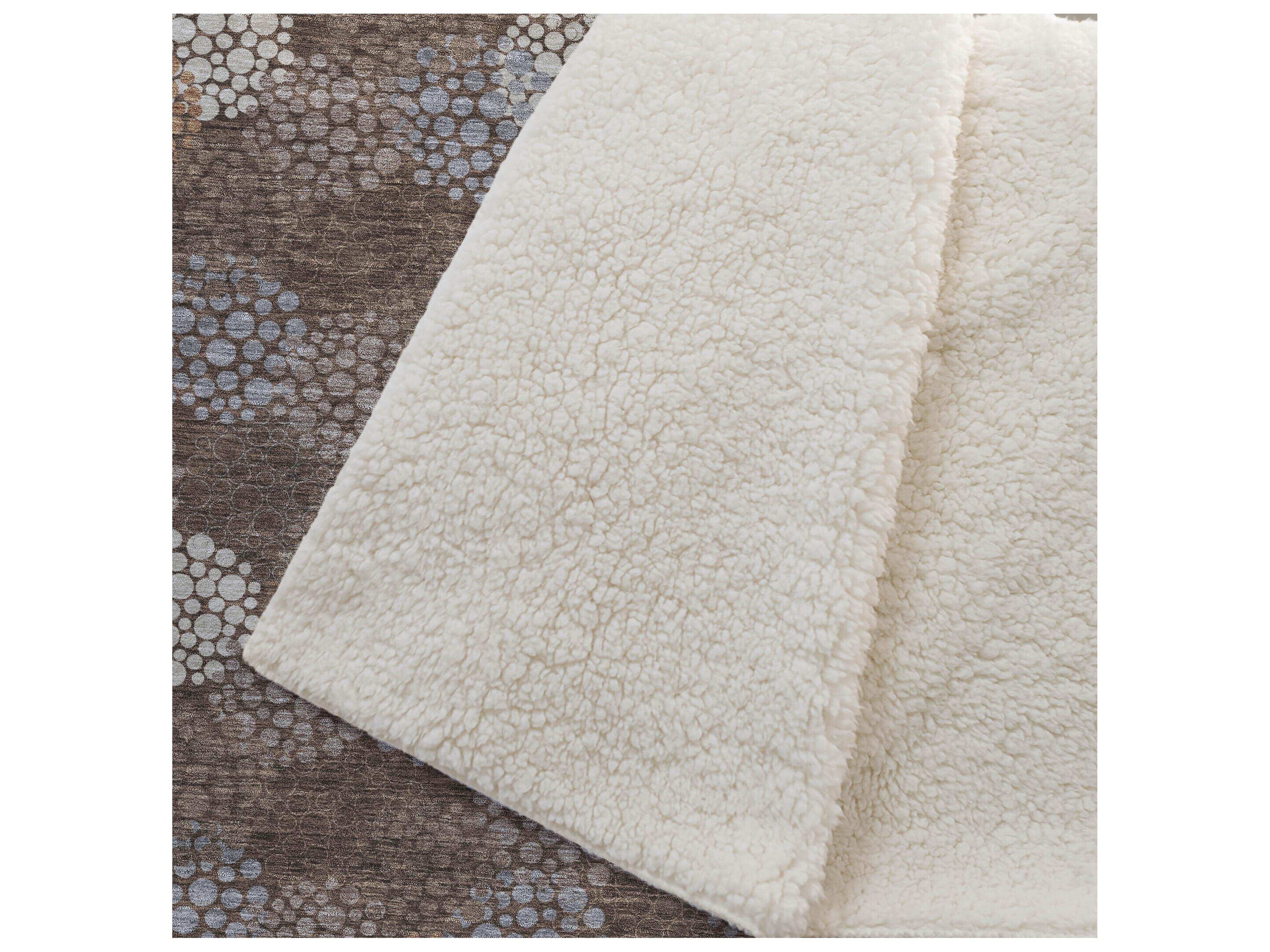 Dalyn Sherpa Brown Polyester Throw