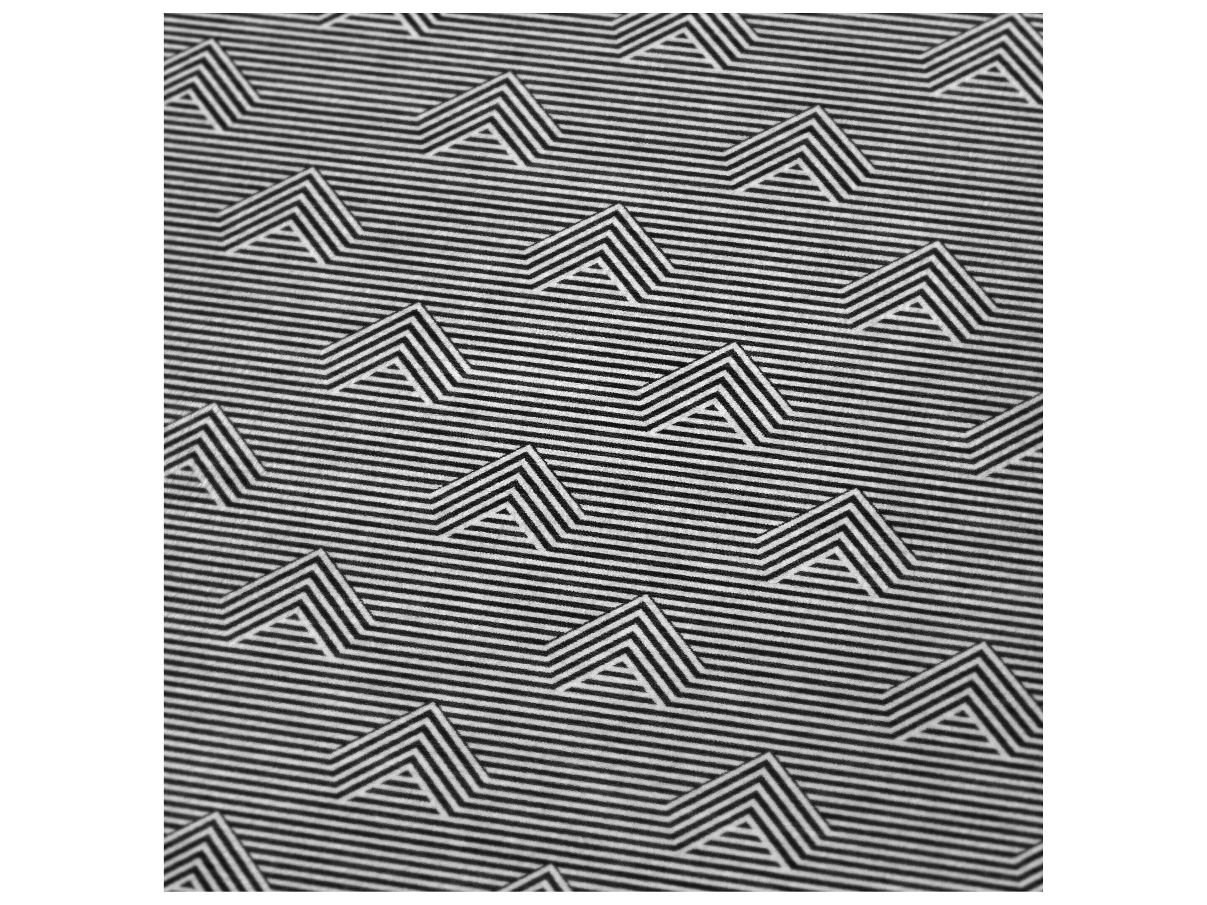 Dalyn Sherpa Black Polyester Throw