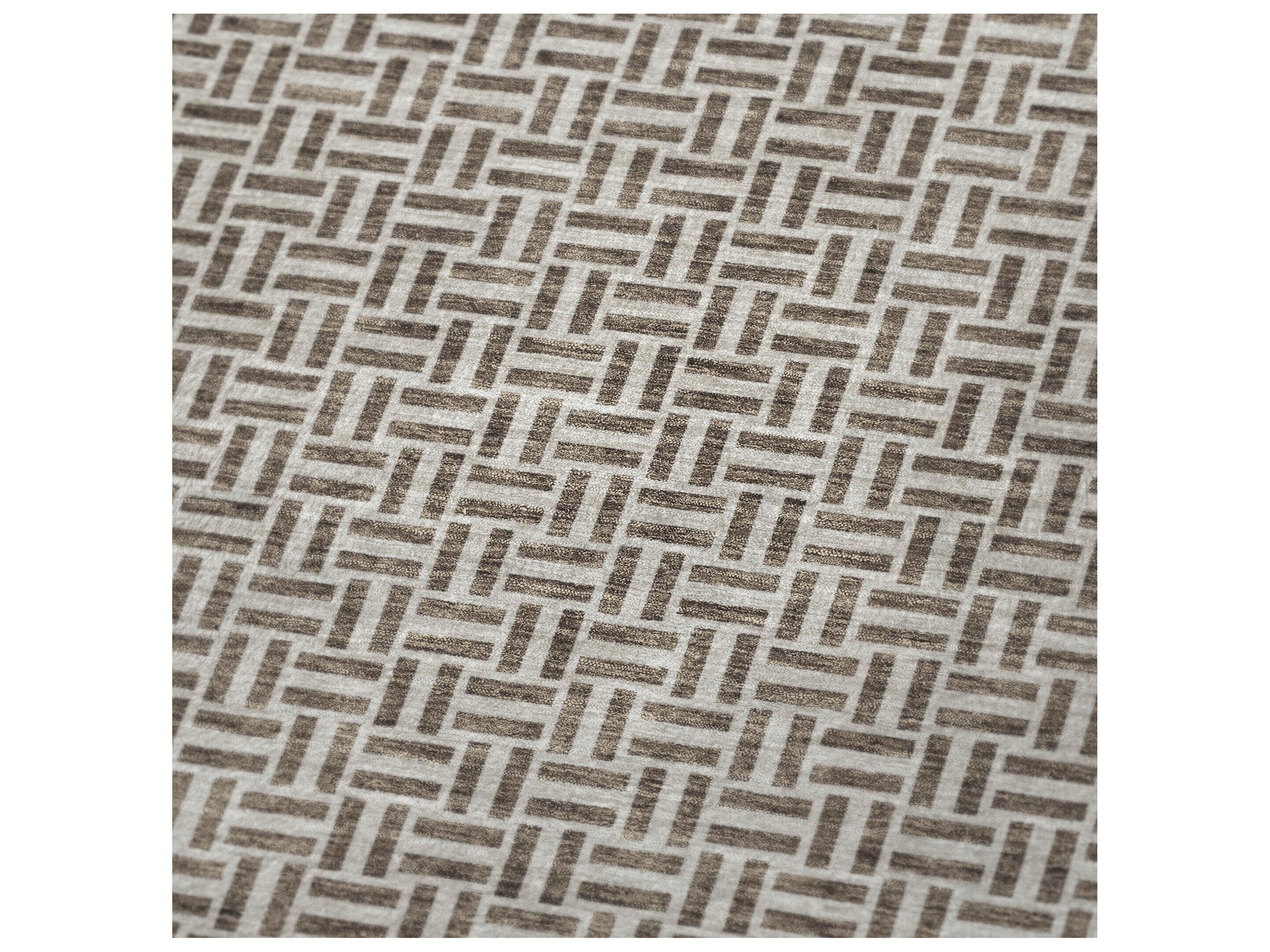 Dalyn Sherpa Brown Polyester Throw