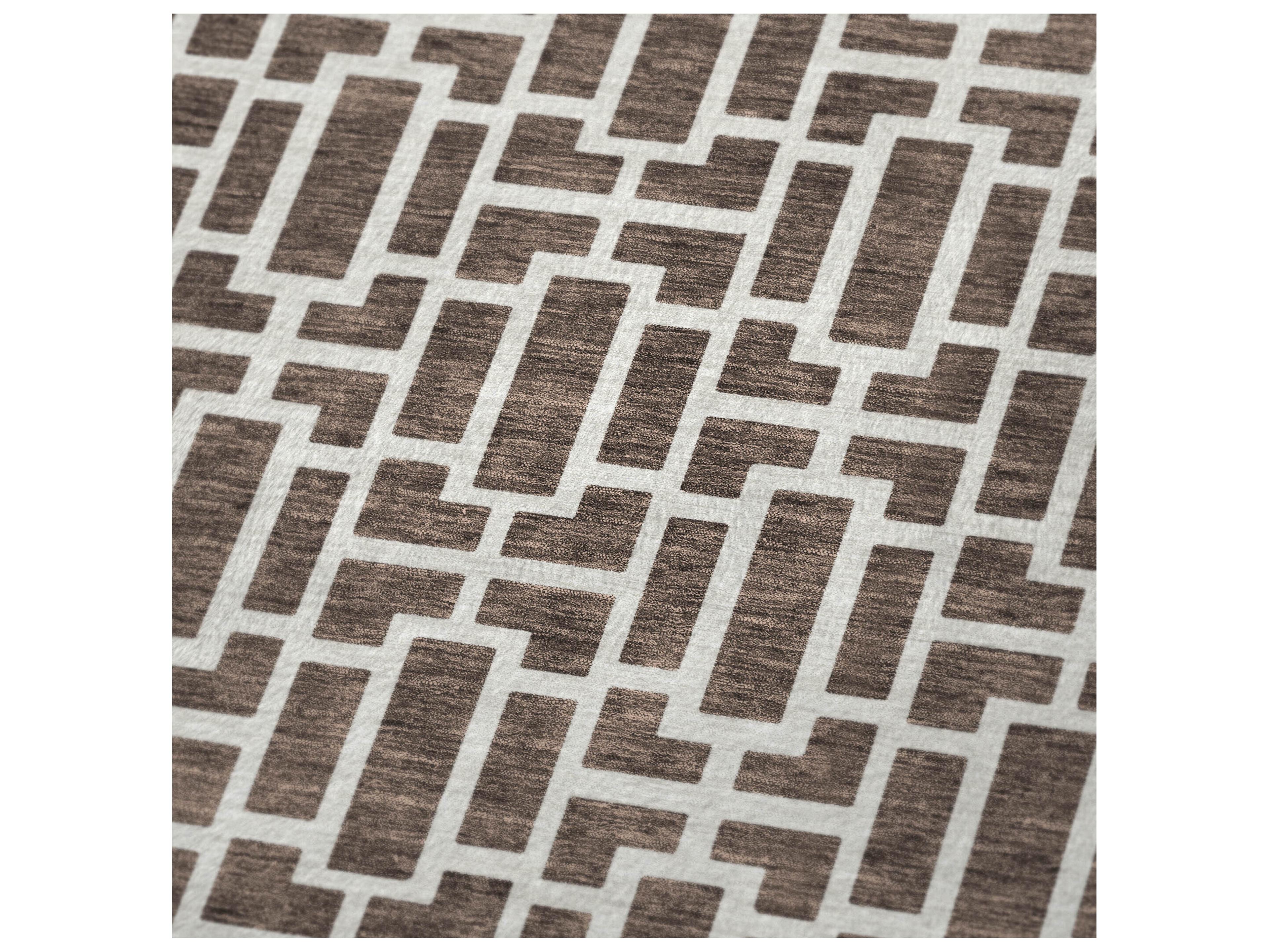 Dalyn Sherpa Brown Polyester Throw