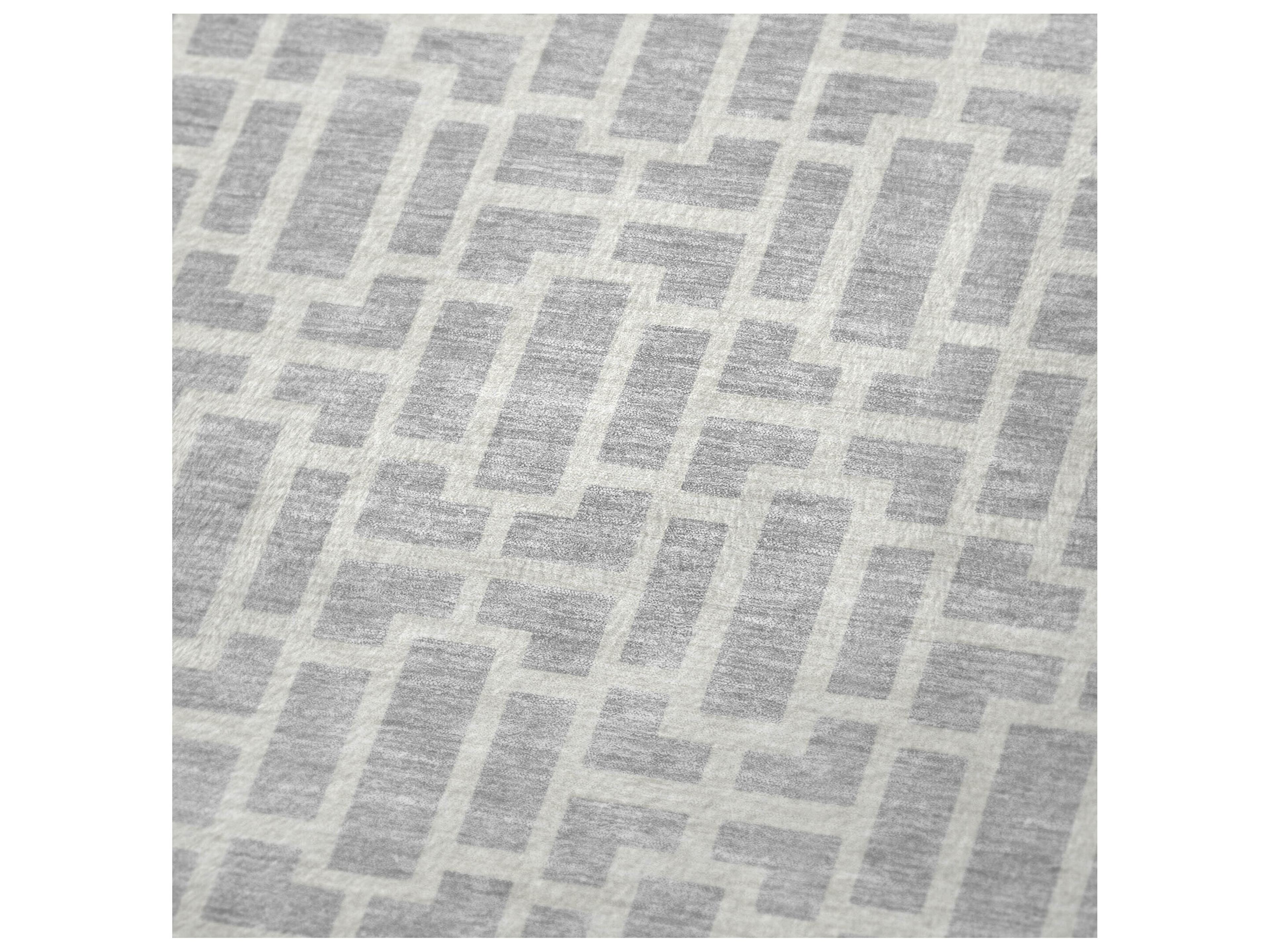 Dalyn Sherpa Gray Polyester Throw