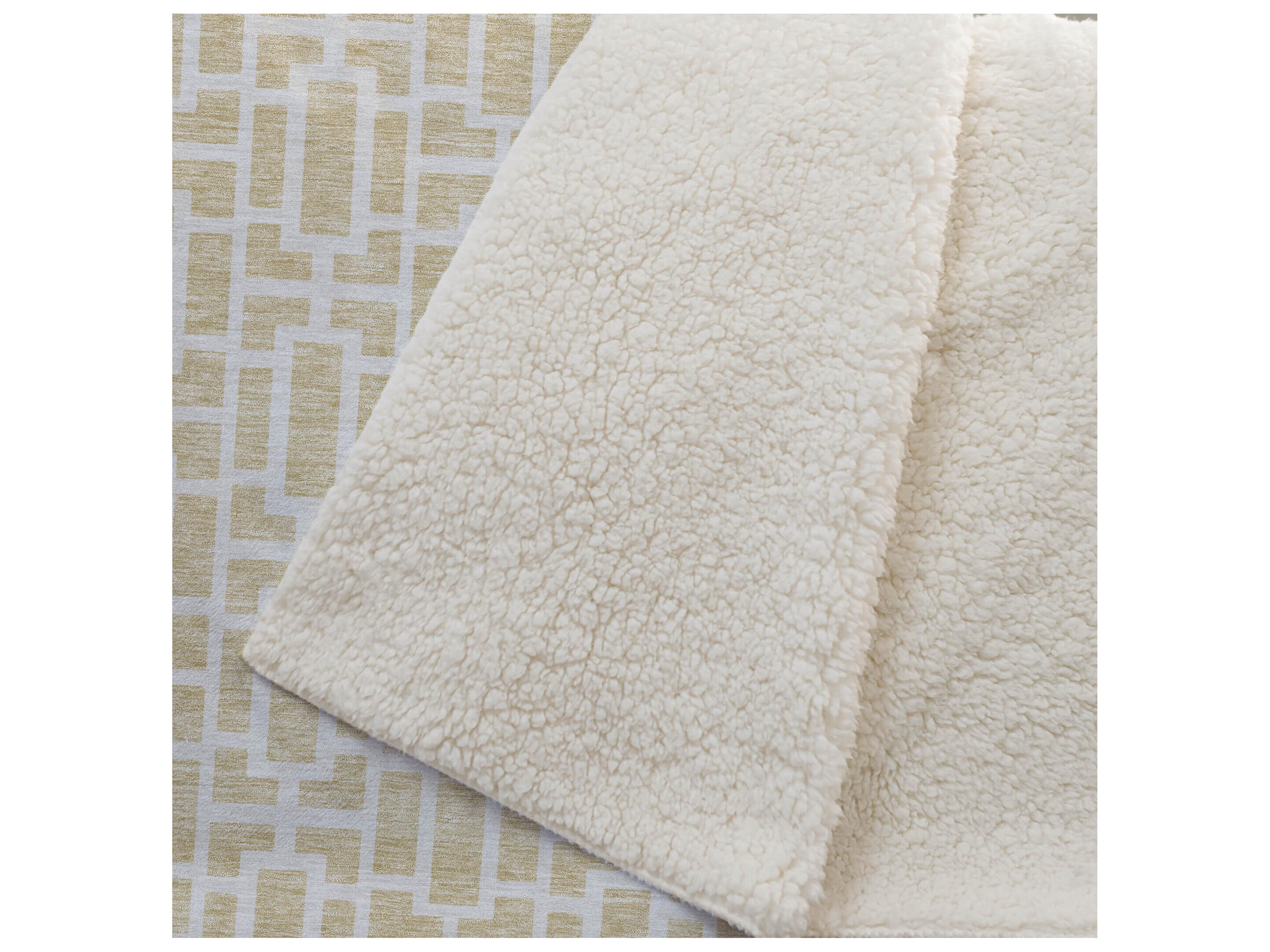 Dalyn Sherpa Gold Polyester Throw