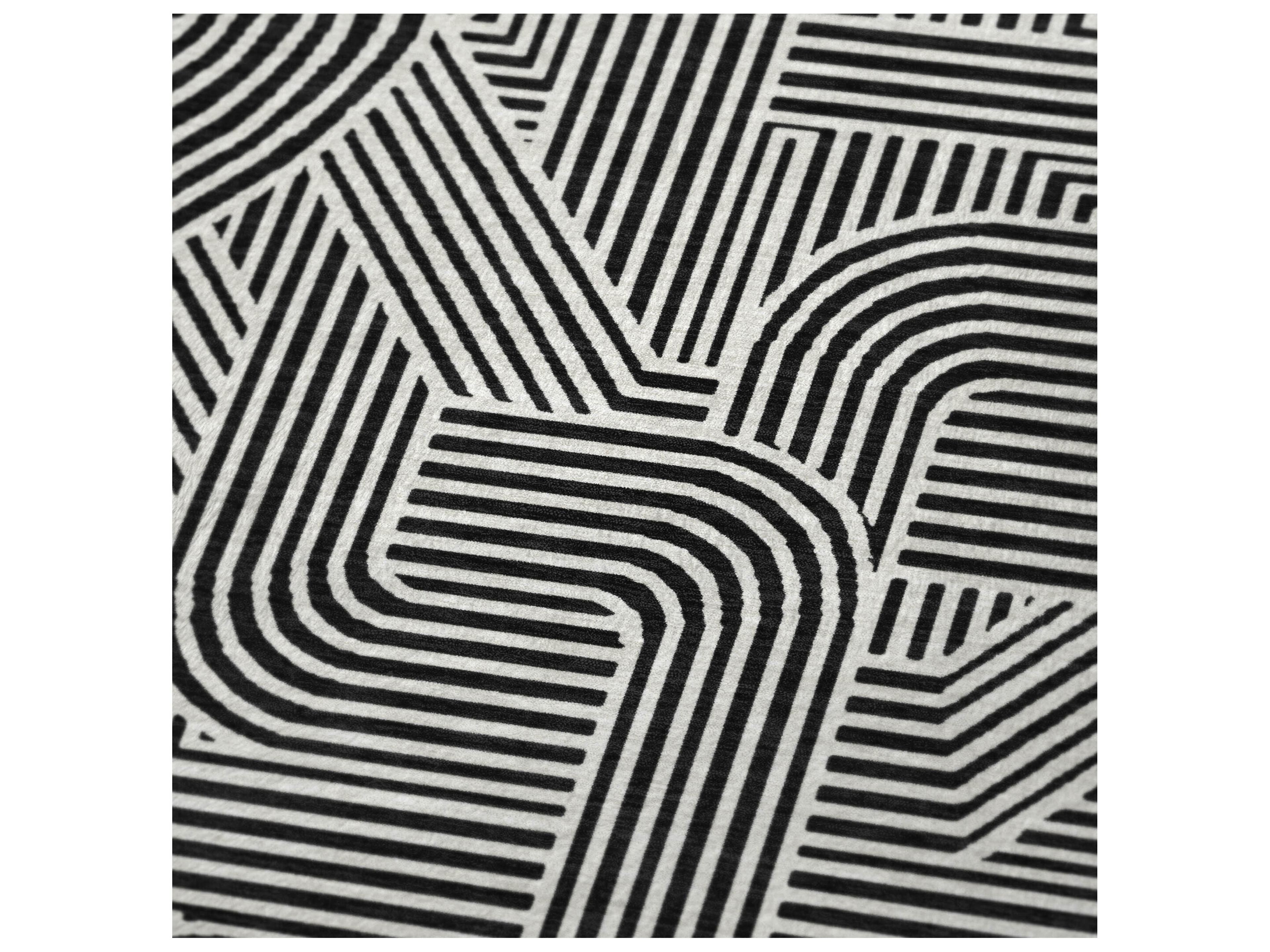 Dalyn Sherpa Black Polyester Throw