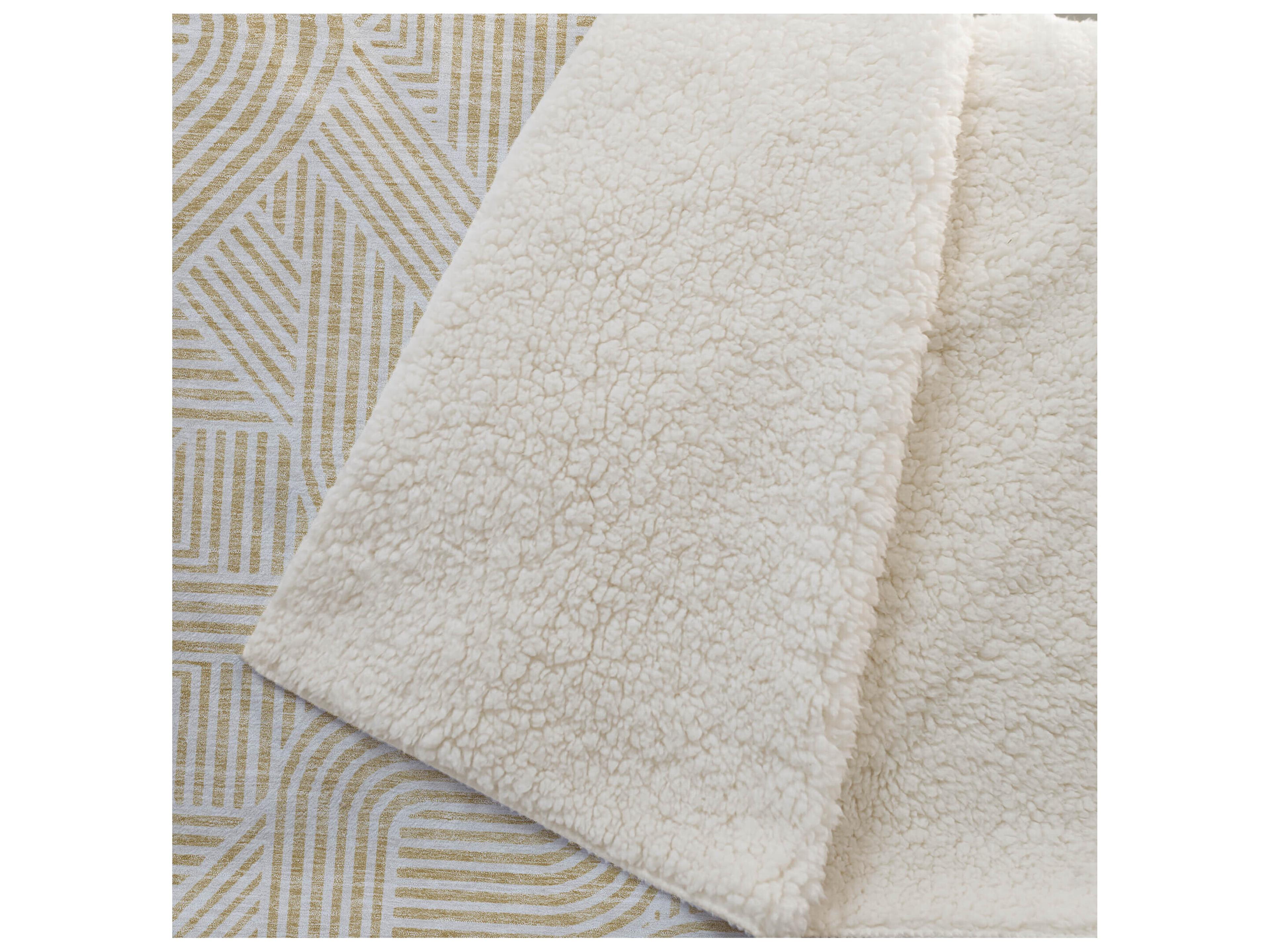 Dalyn Sherpa Gold Polyester Throw