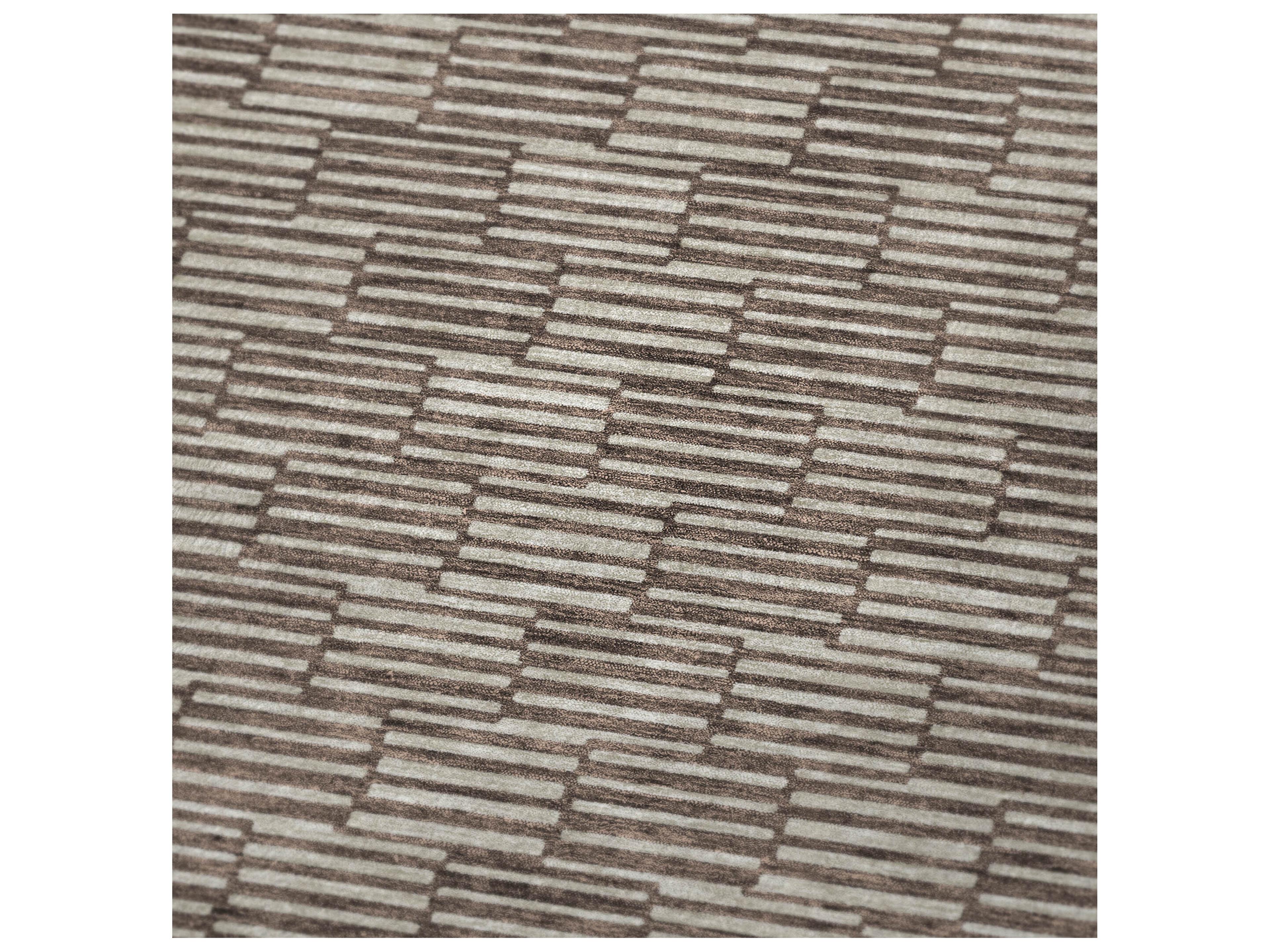 Dalyn Sherpa Brown Polyester Throw