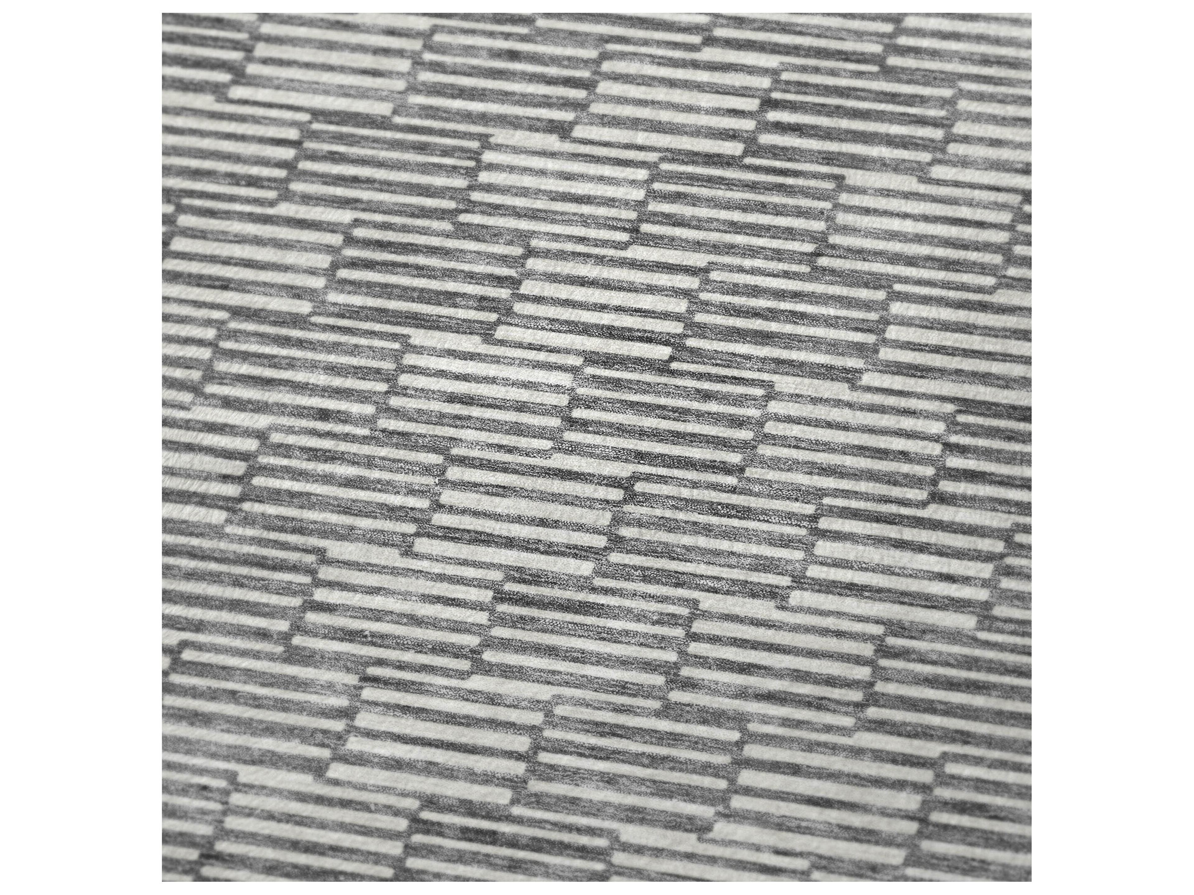 Dalyn Sherpa Gray Polyester Throw