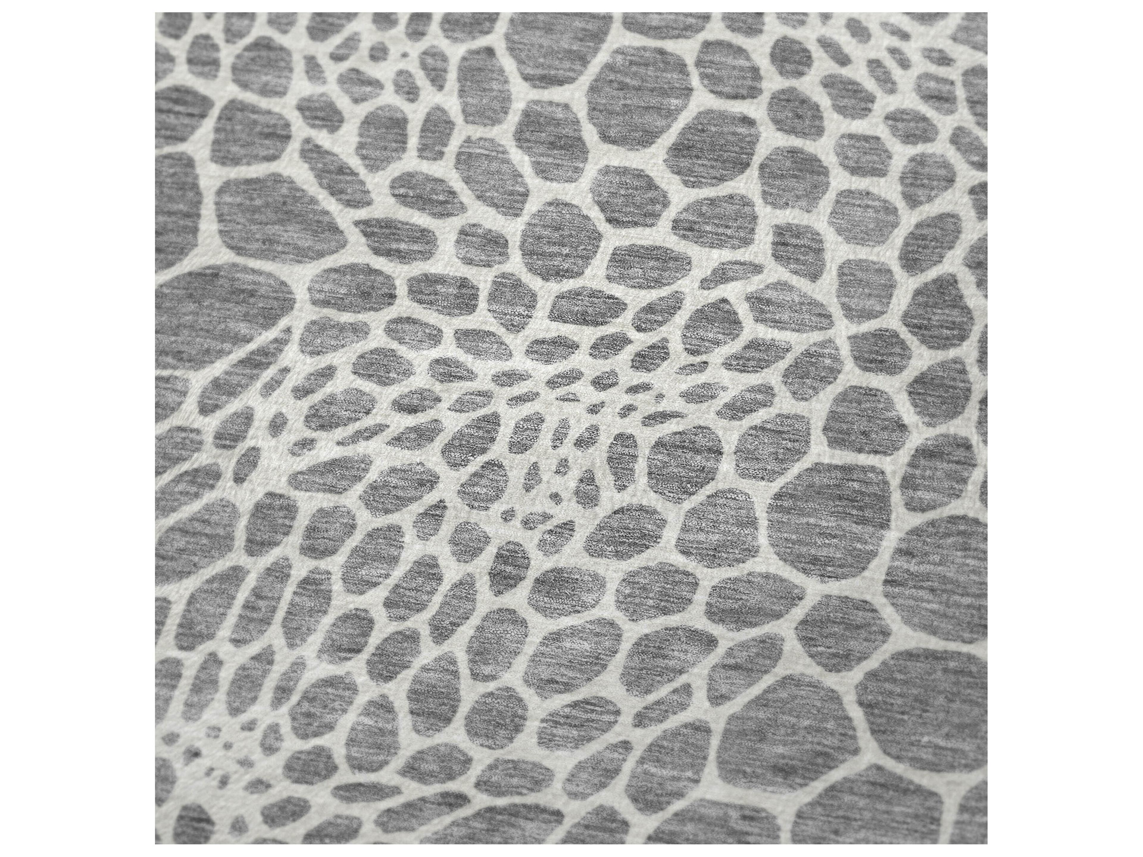 Dalyn Sherpa Gray Polyester Throw