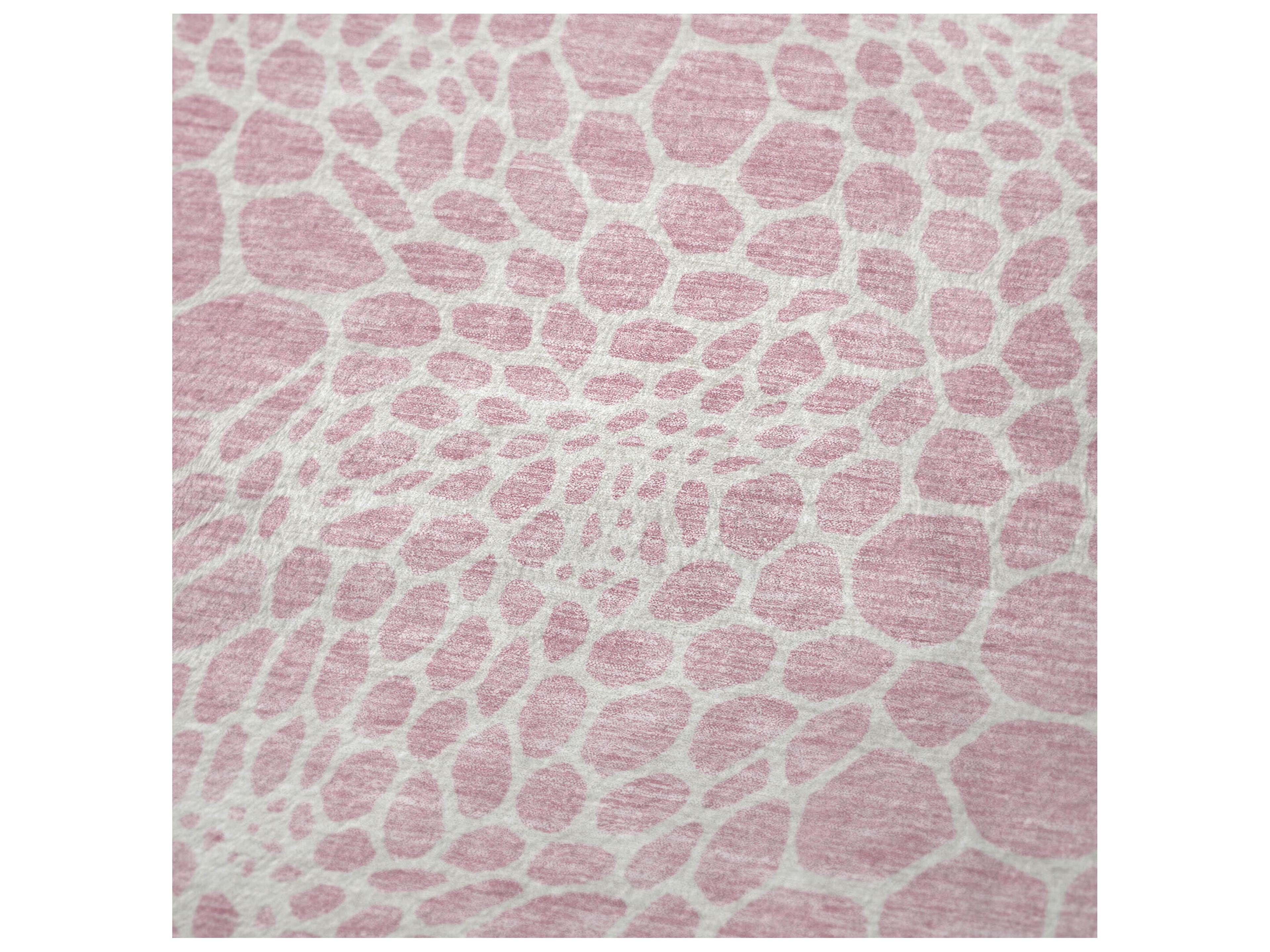 Dalyn Sherpa Pink Polyester Throw