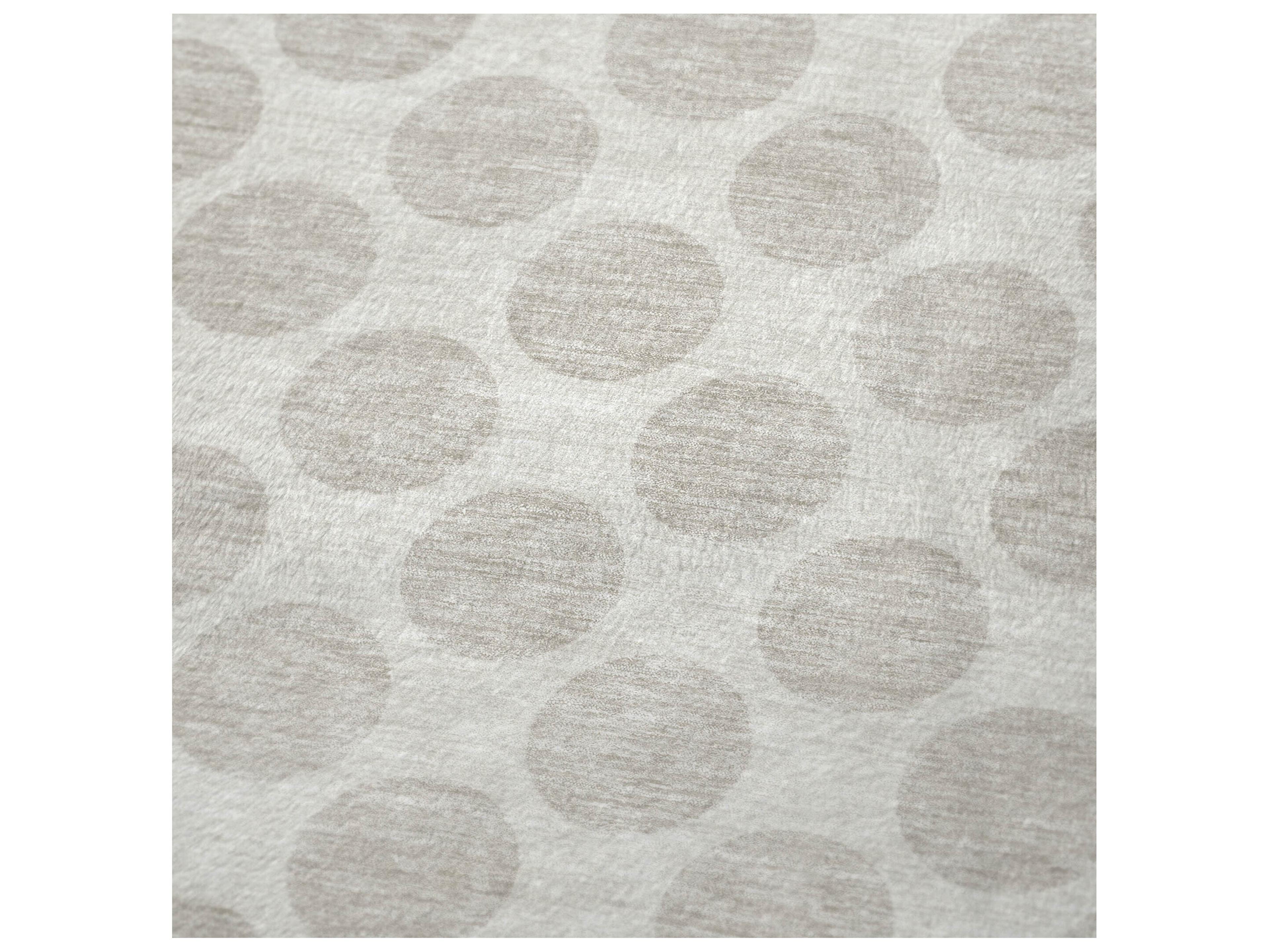 Dalyn Sherpa Ivory Polyester Throw