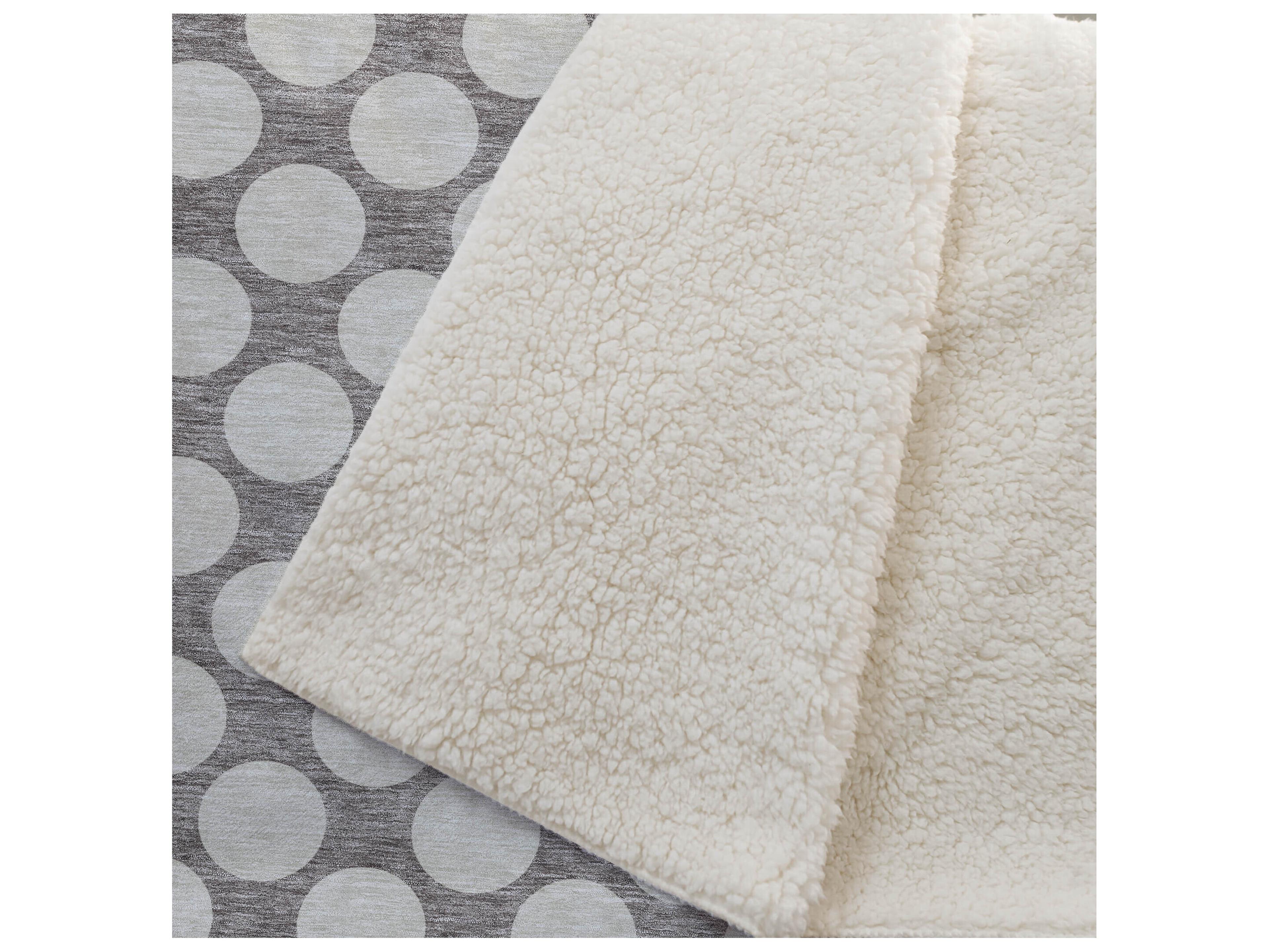 Dalyn Sherpa Brown Polyester Throw