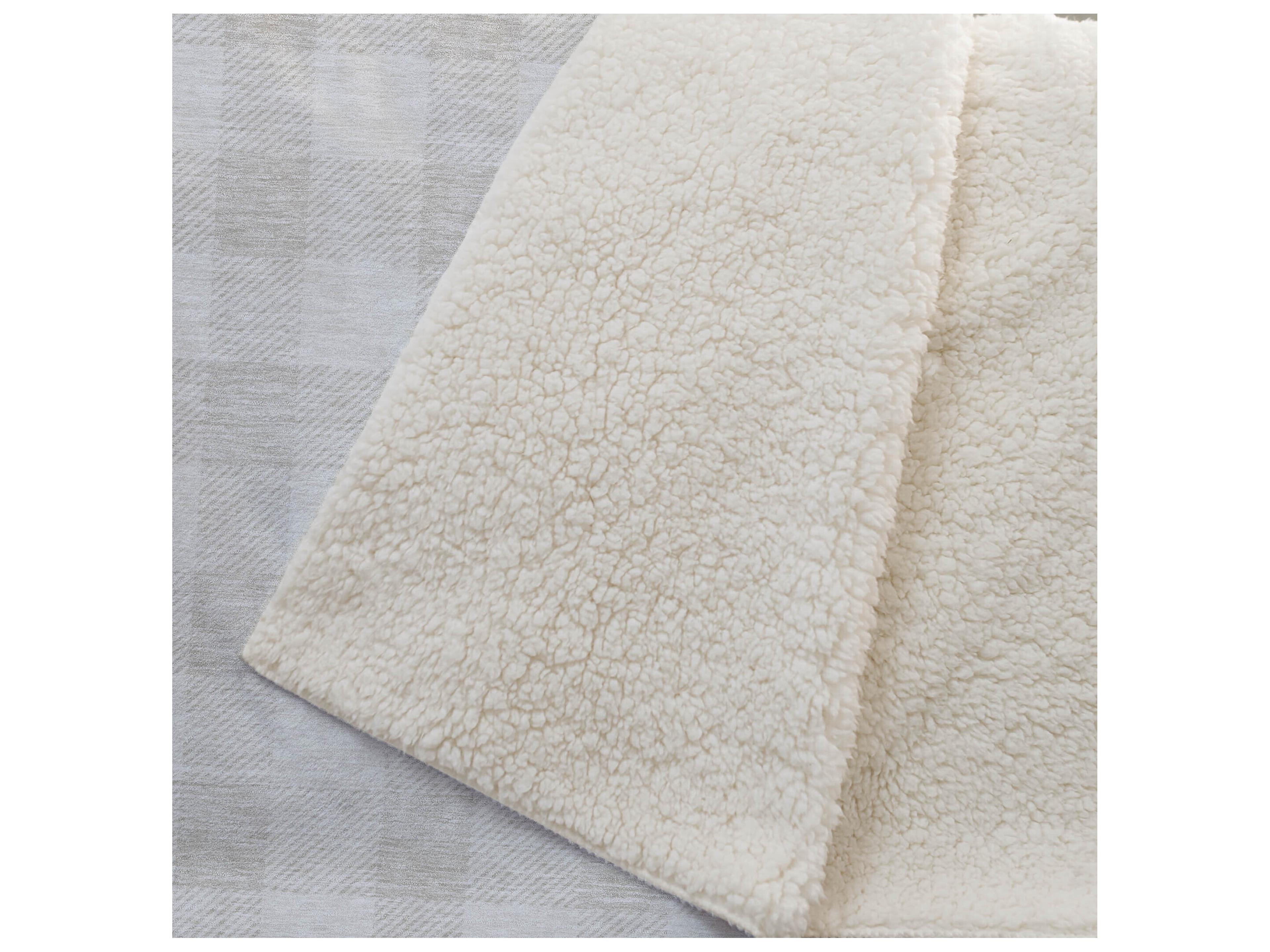 Dalyn Sherpa Ivory Polyester Throw