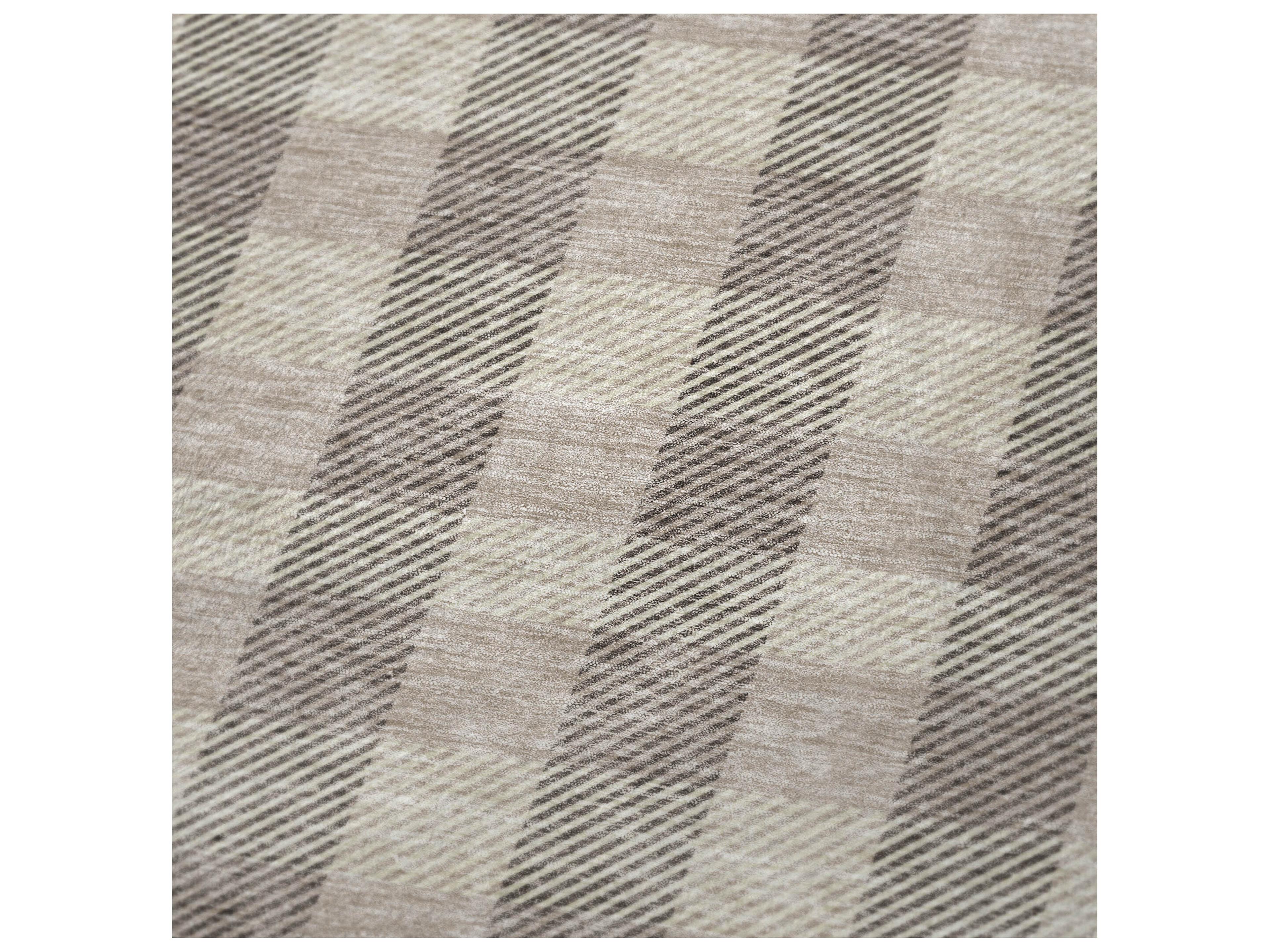 Dalyn Sherpa Brown Polyester Throw