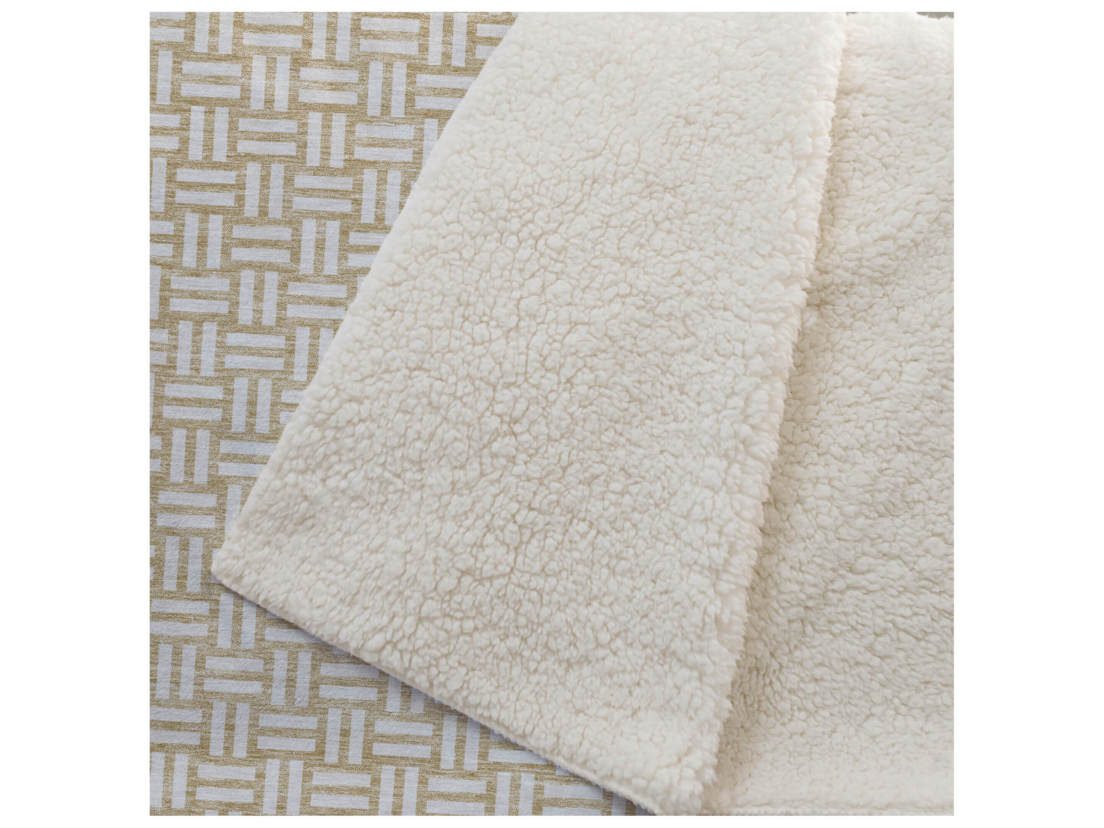 Dalyn Sherpa Gold Polyester Throw