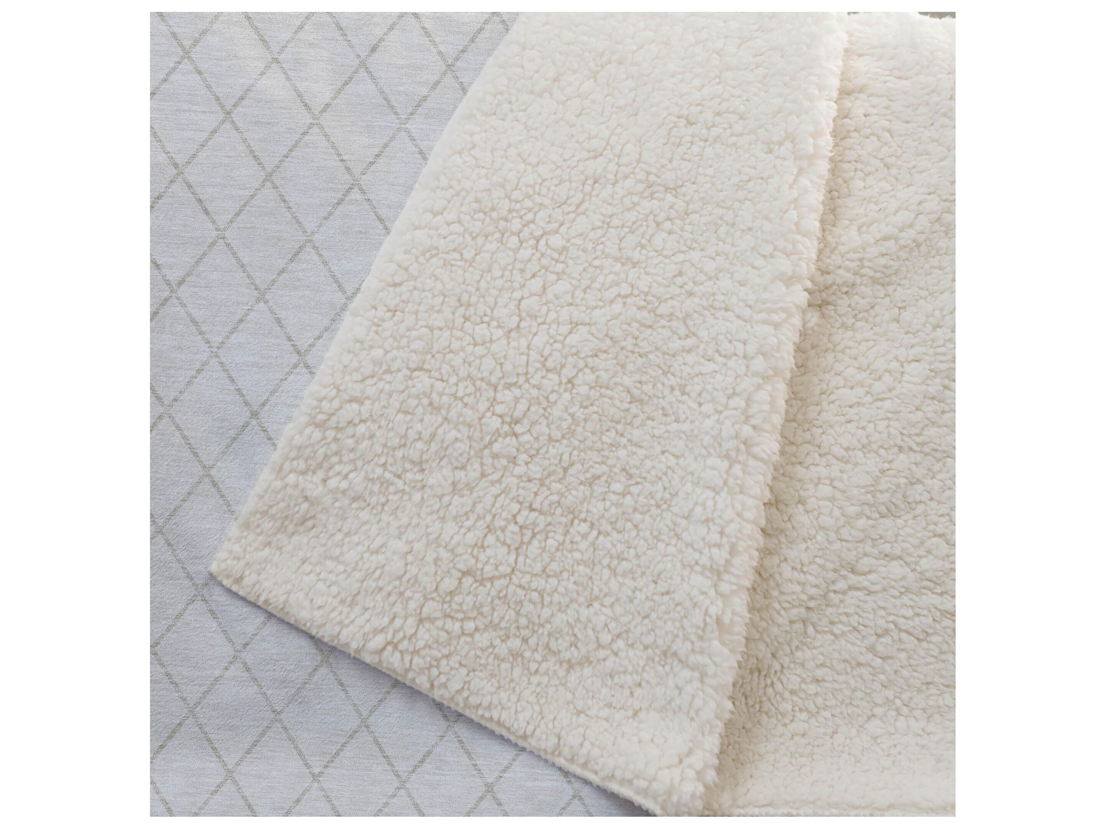 Dalyn Sherpa Ivory Polyester Throw