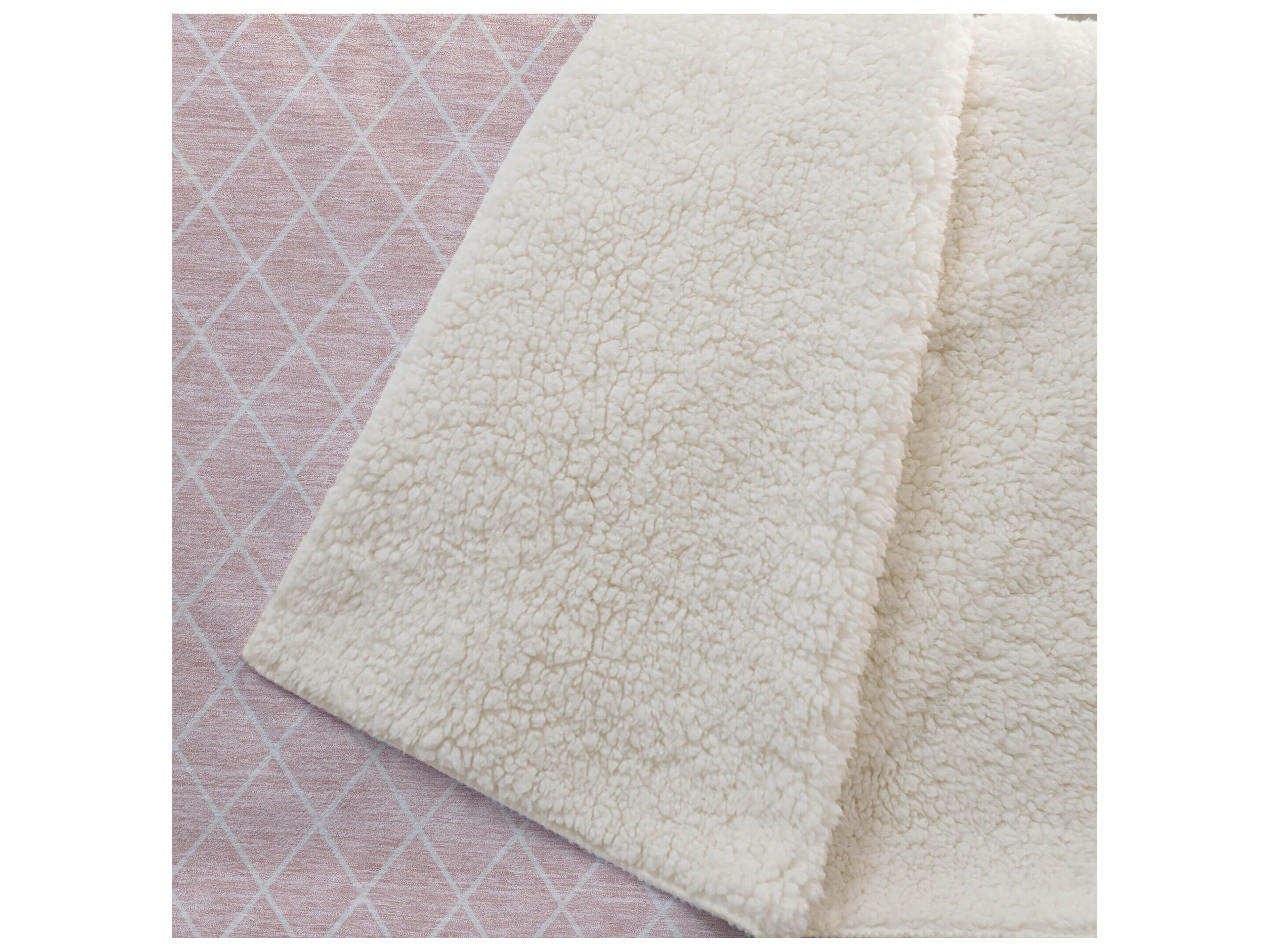 Dalyn Sherpa Pink Polyester Throw