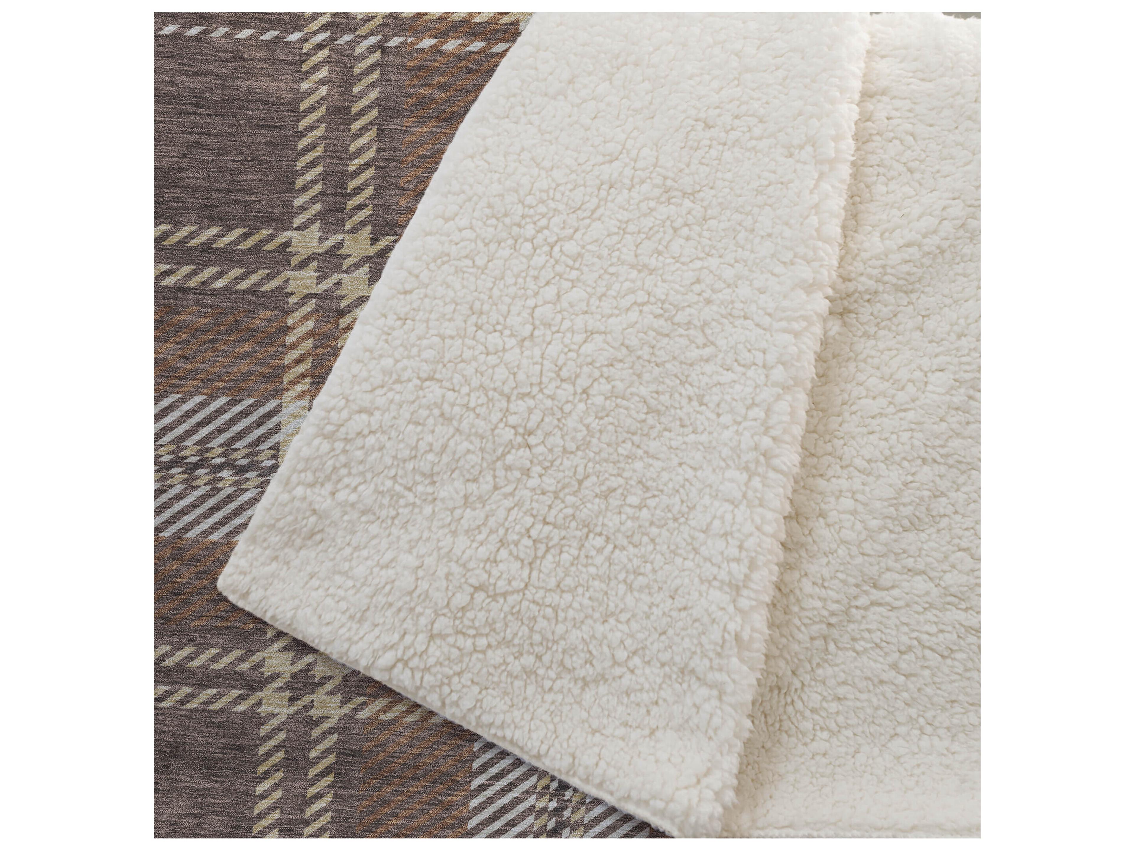 Dalyn Sherpa Brown Polyester Throw