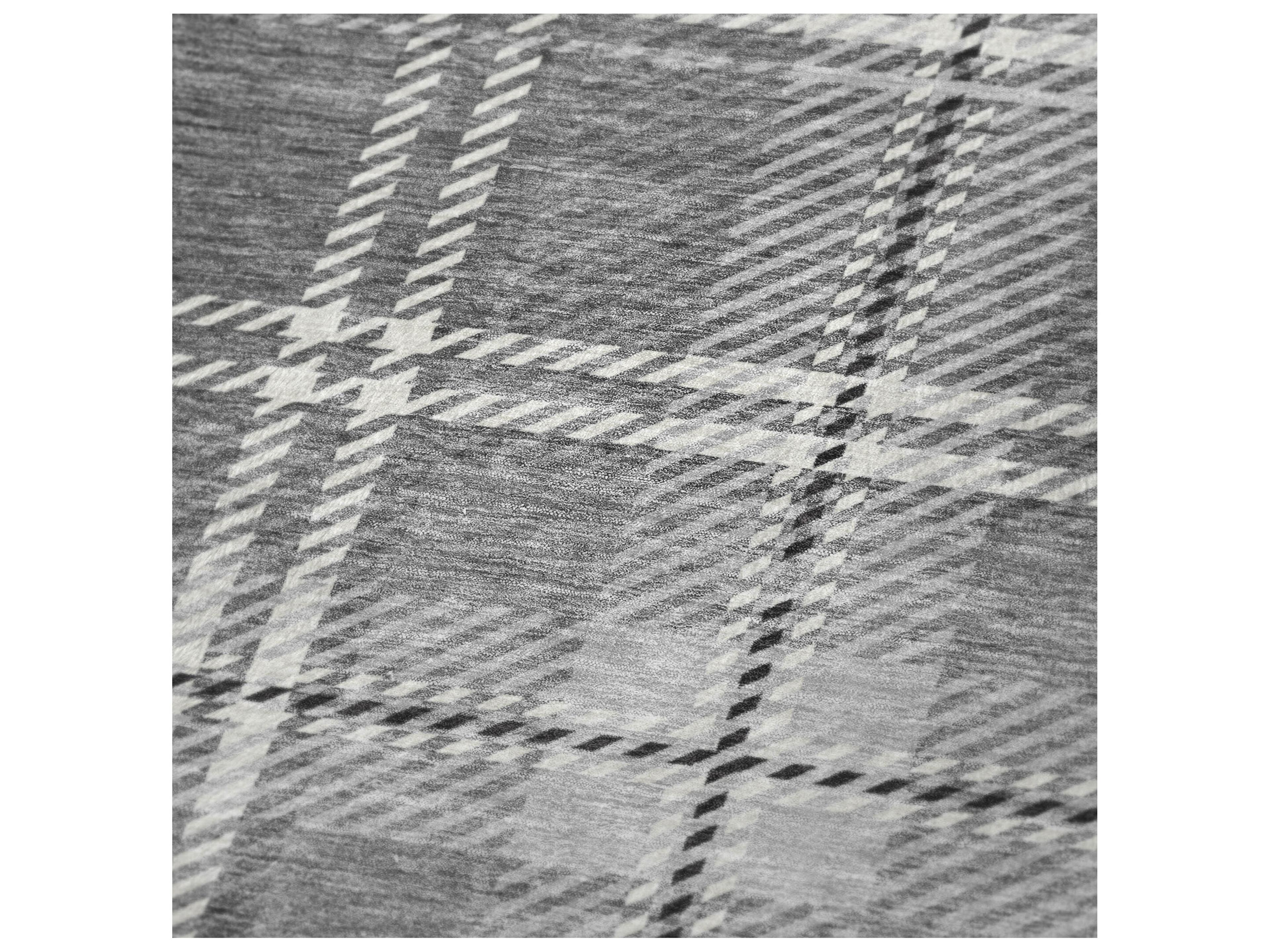 Dalyn Sherpa Gray Polyester Throw