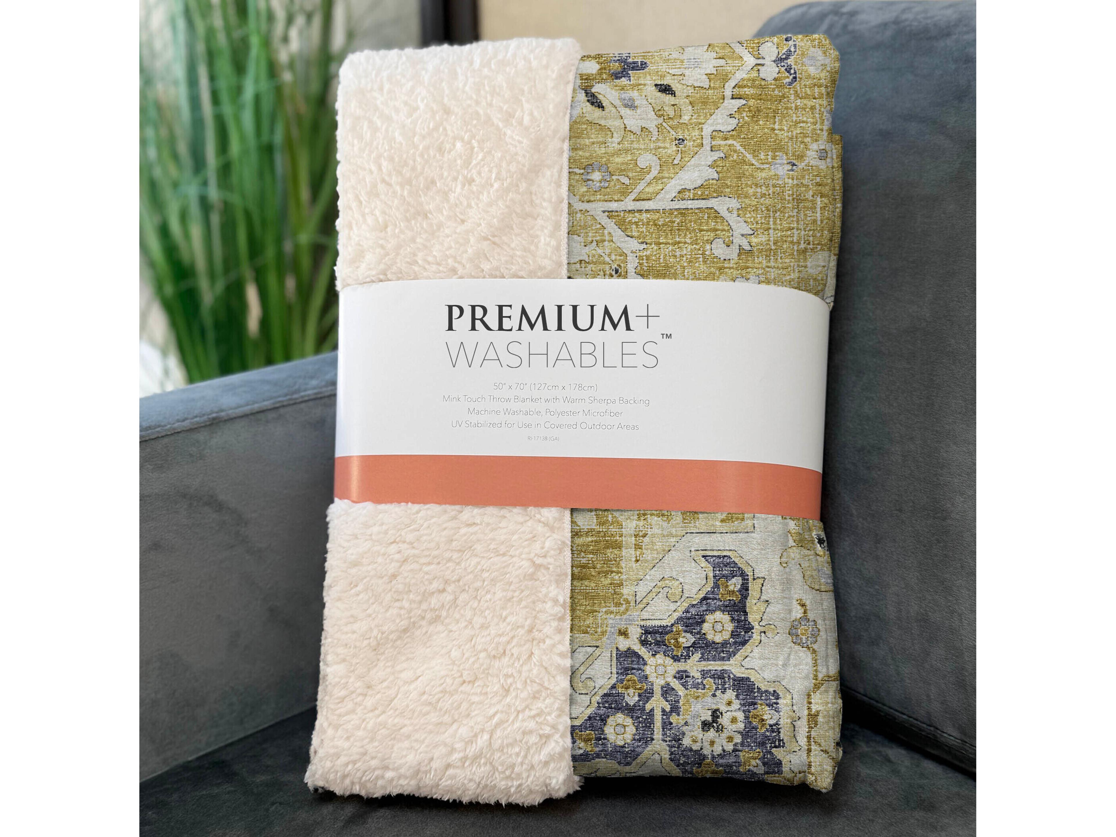 Dalyn Sherpa Yellow Polyester Throw