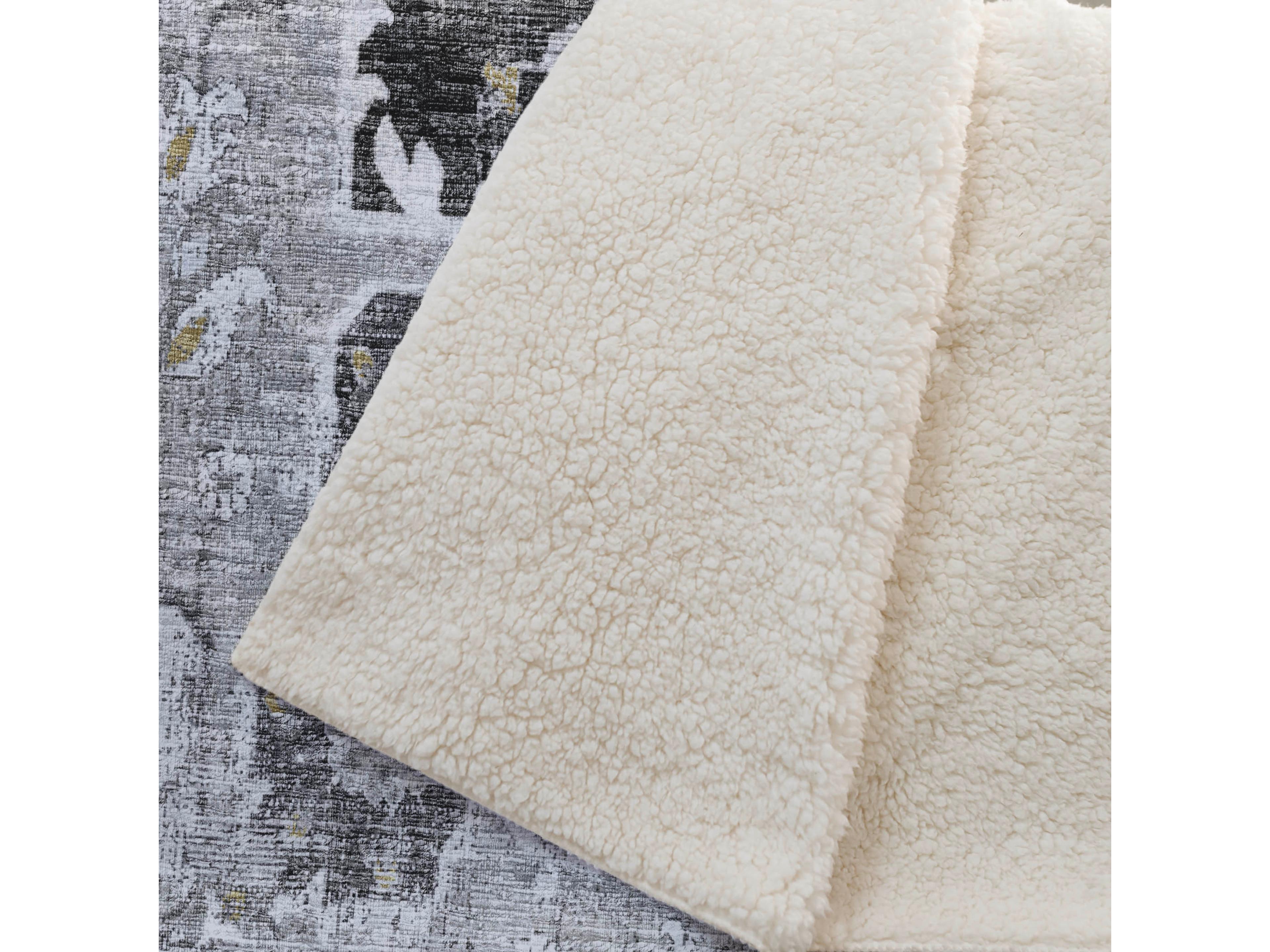 Dalyn Sherpa Gray Polyester Throw